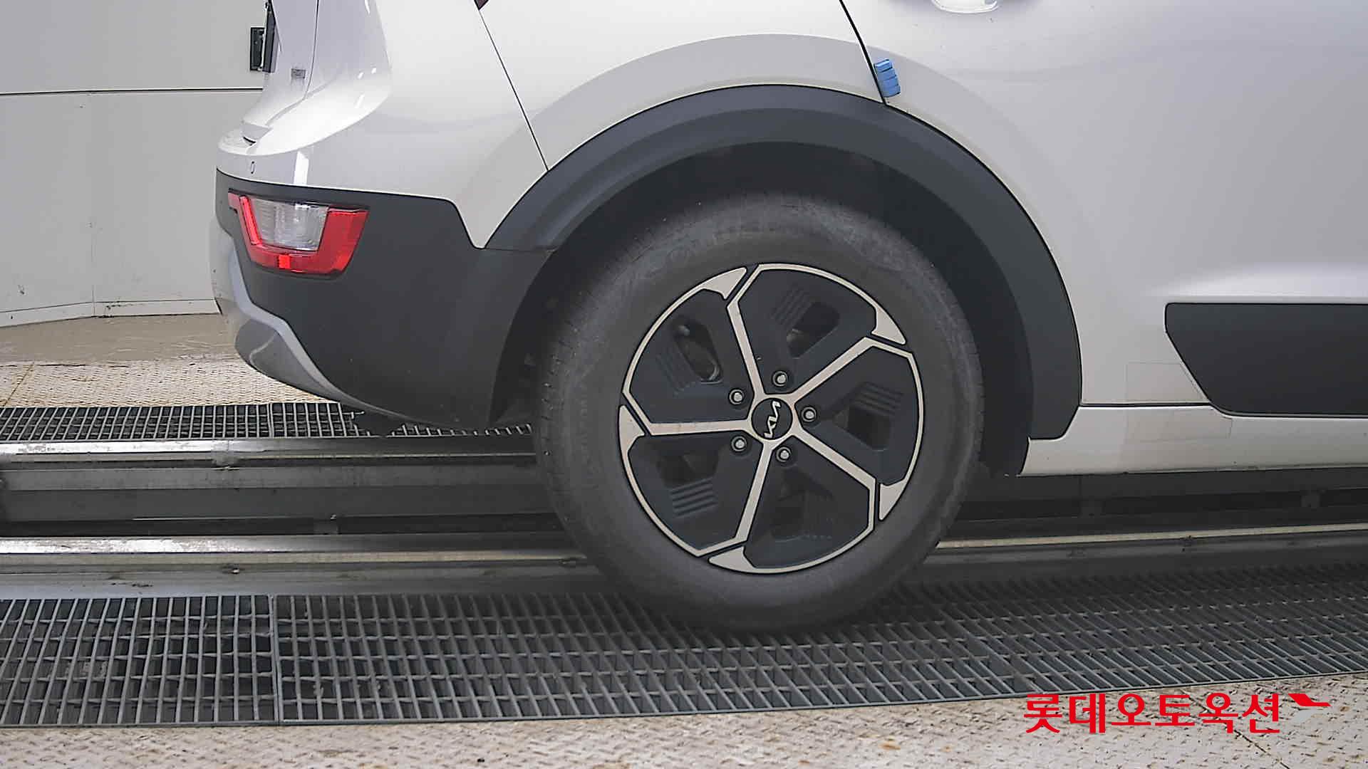 2024 - kia niro