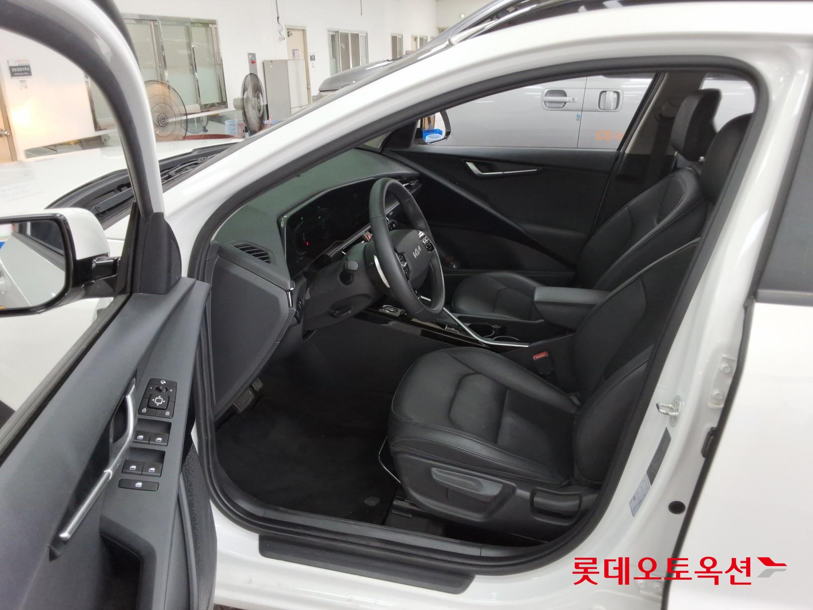 2024 - kia niro