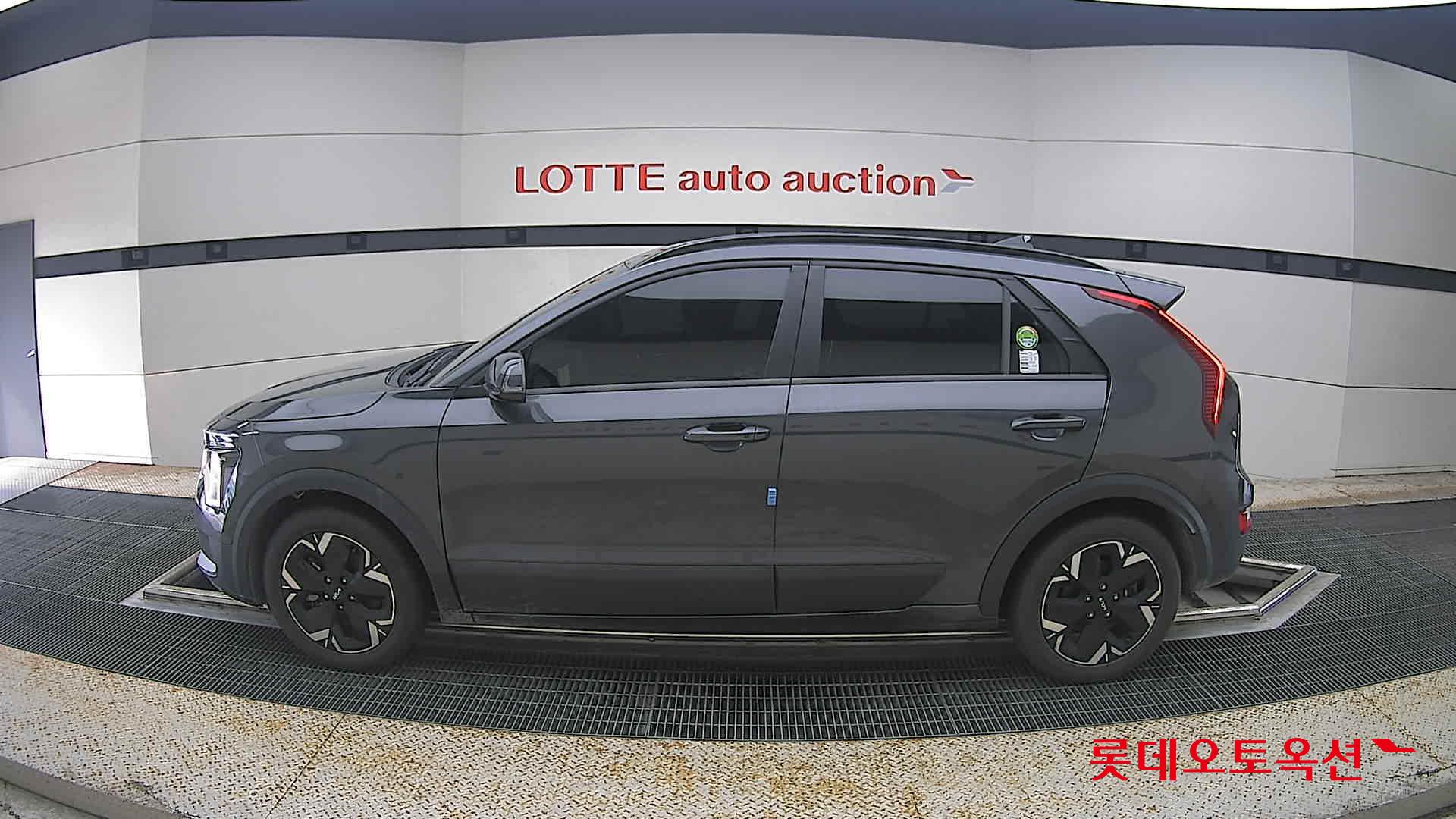 2024 - kia niro