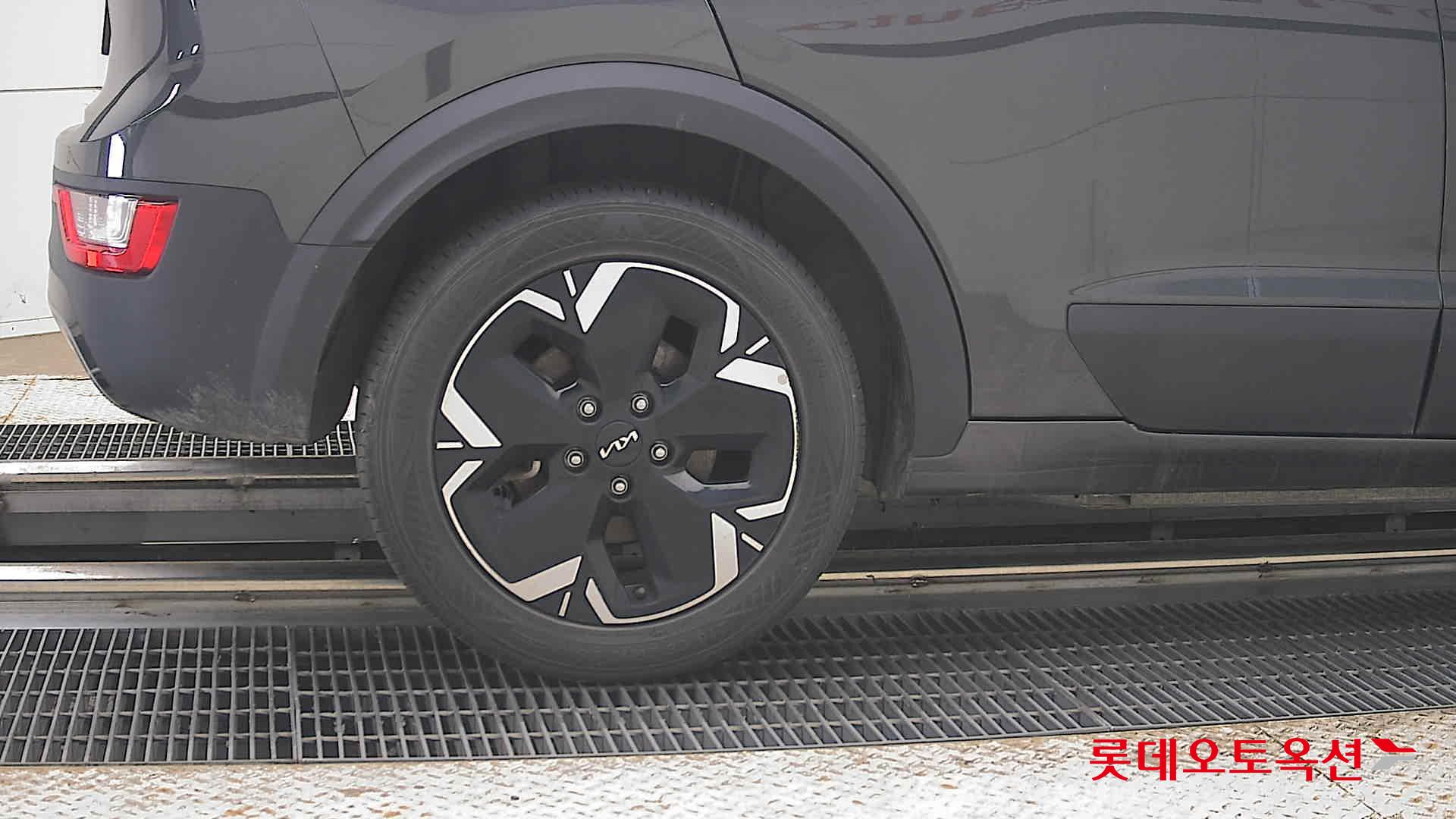 2024 - kia niro