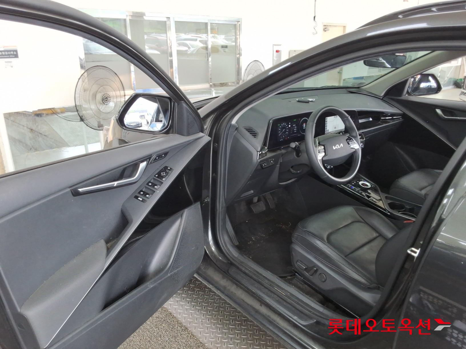 2024 - kia niro