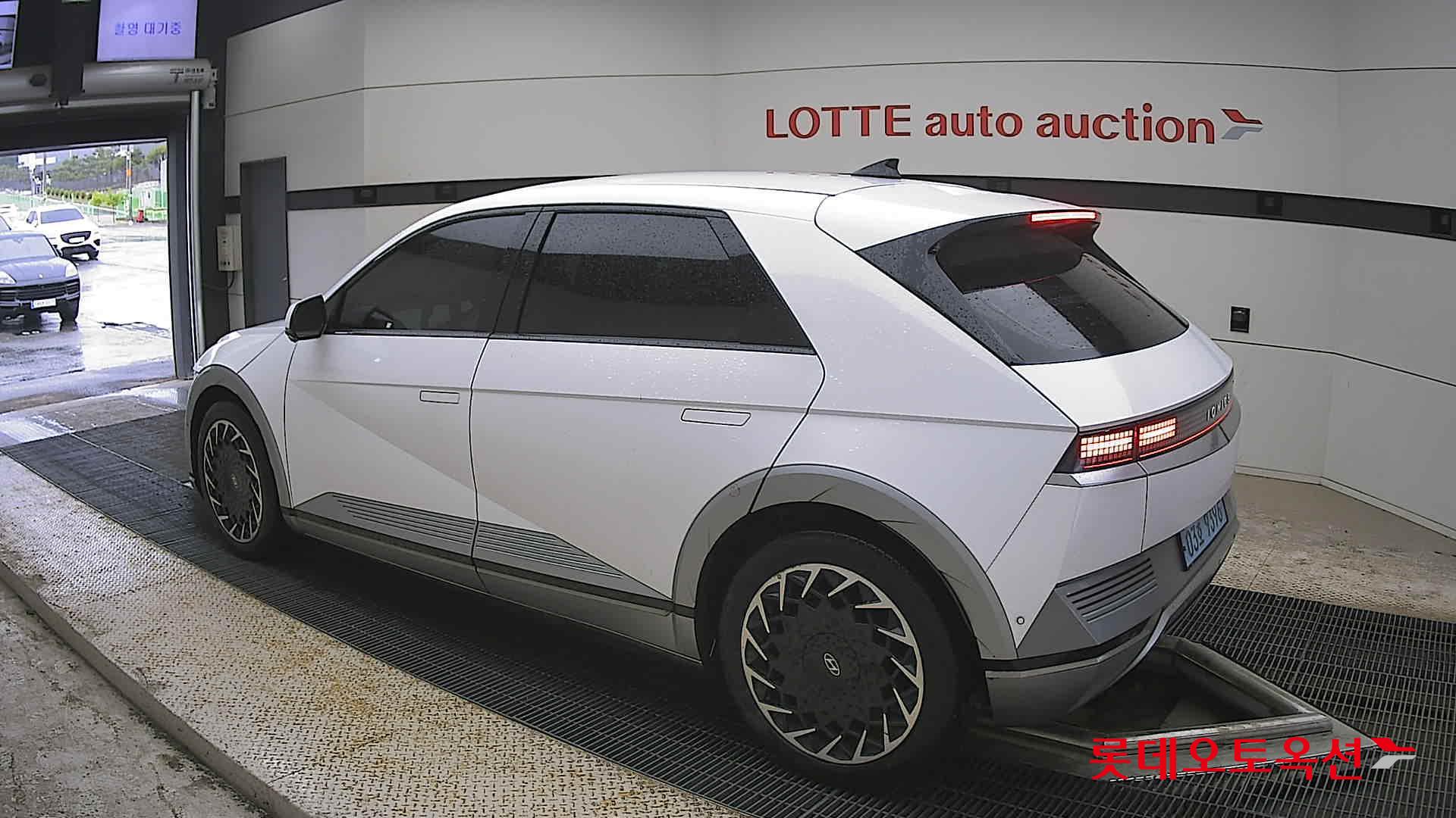 Hyundai Ioniq 5 - 15