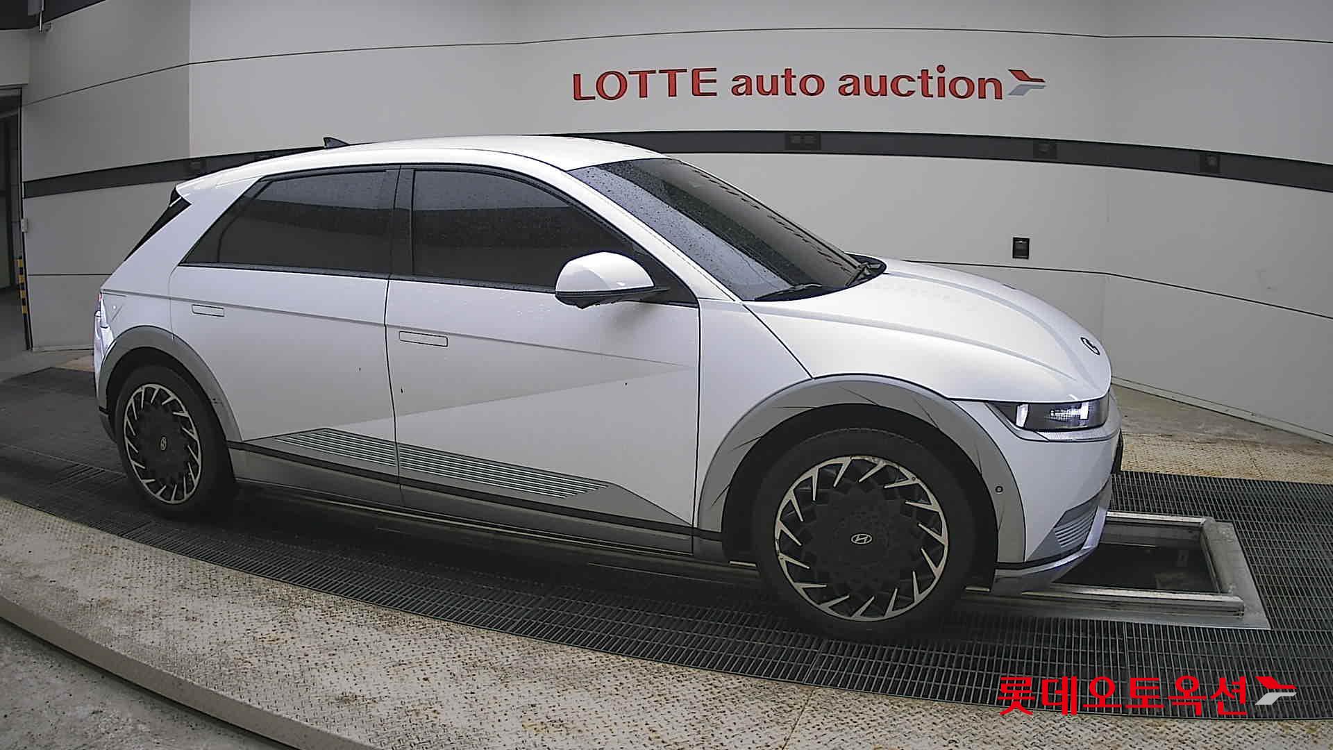 Hyundai Ioniq 5 - 22