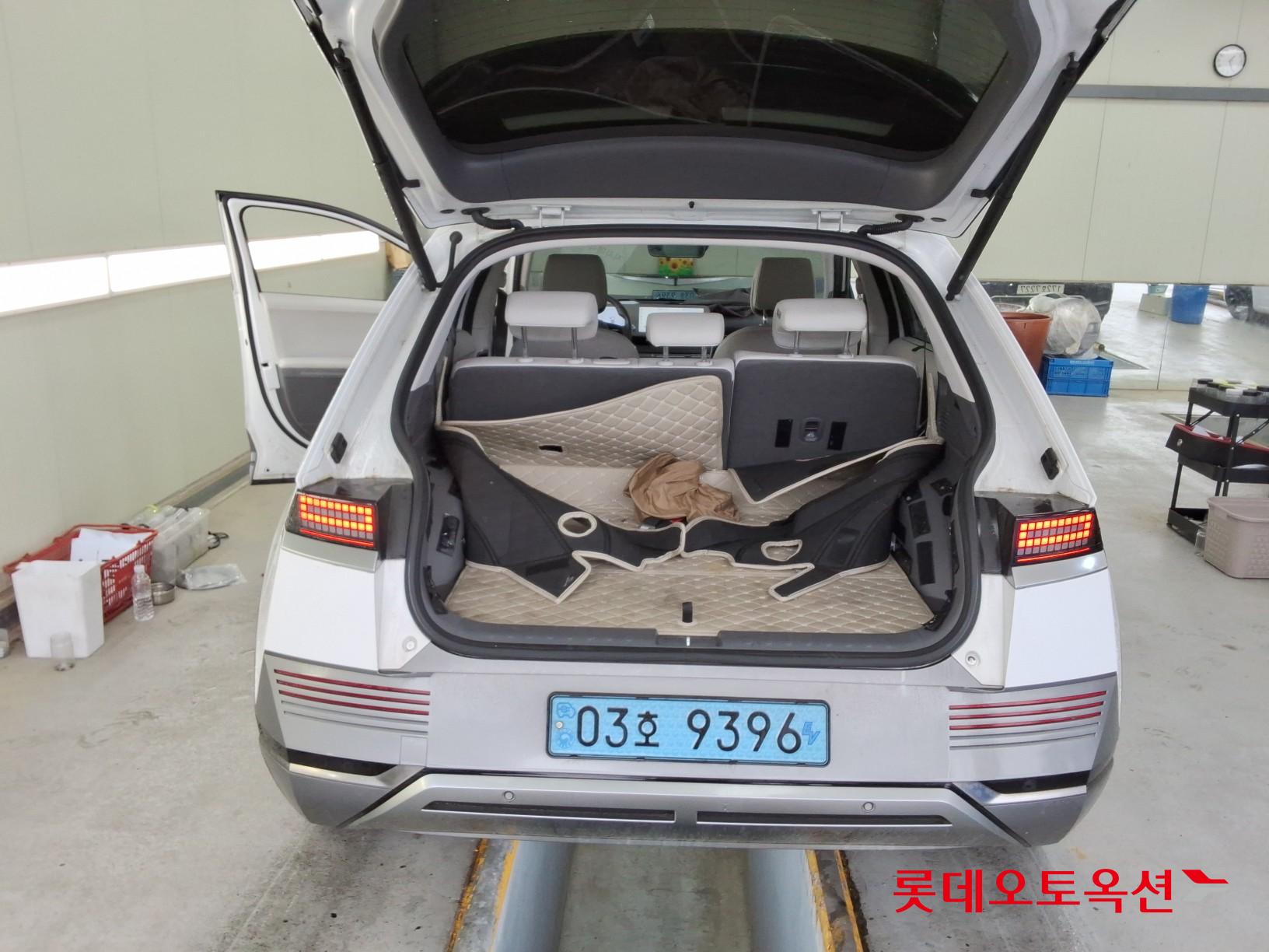 Hyundai Ioniq 5 - 9