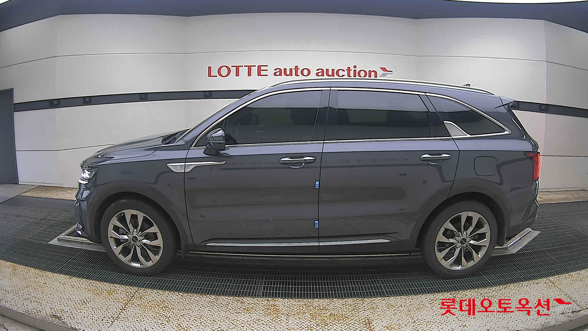 2023 - kia sorento