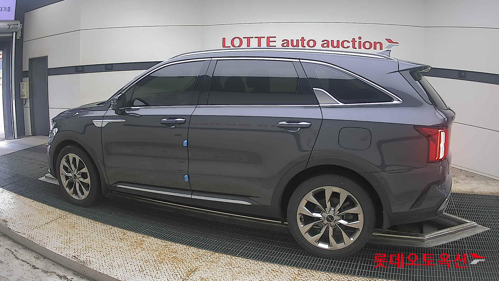 2023 - kia sorento