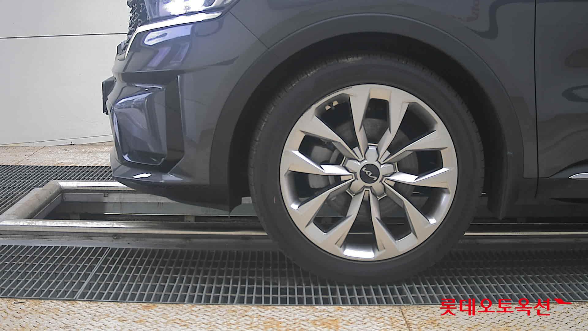 2023 - kia sorento