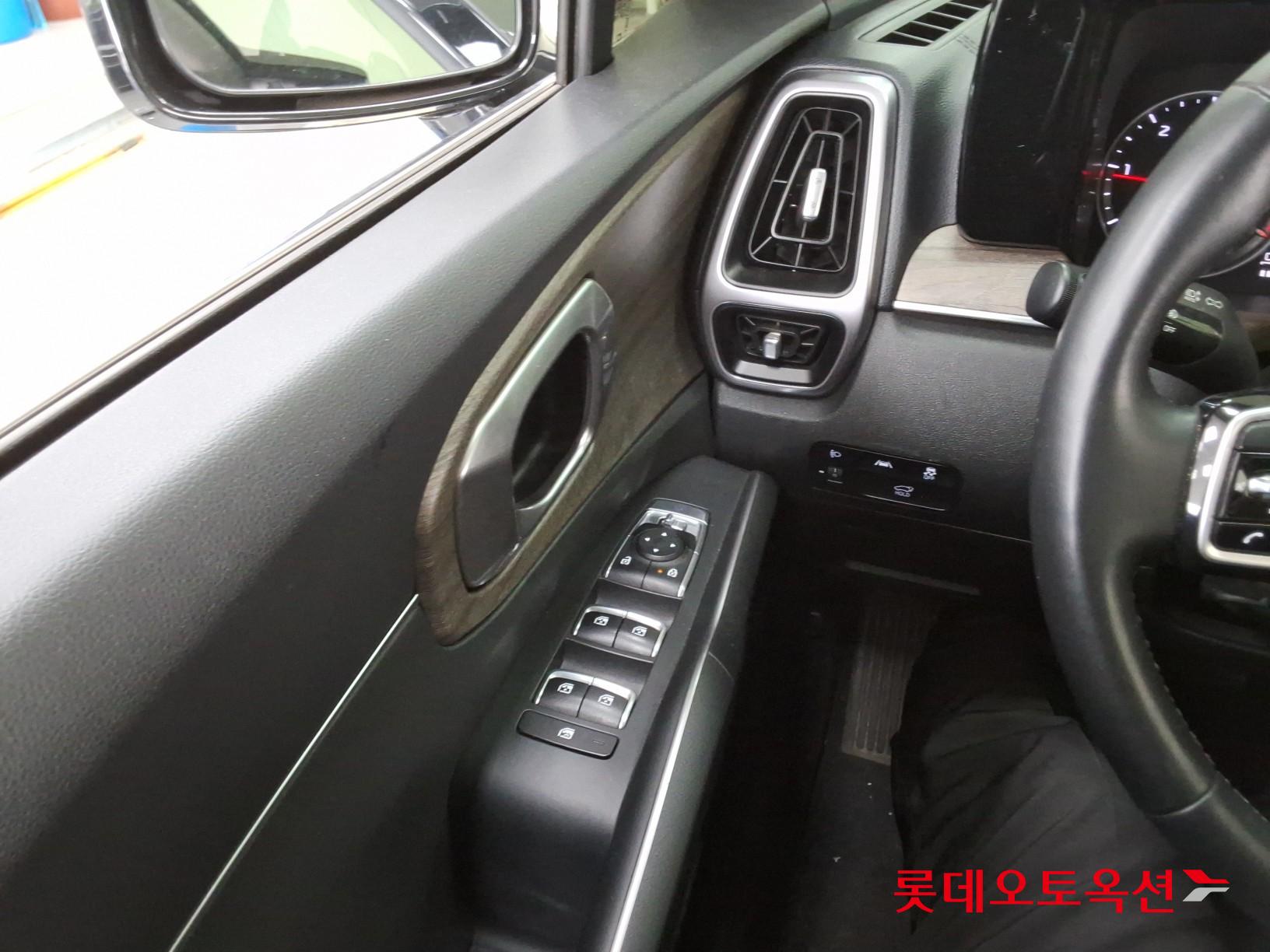 2023 - kia sorento