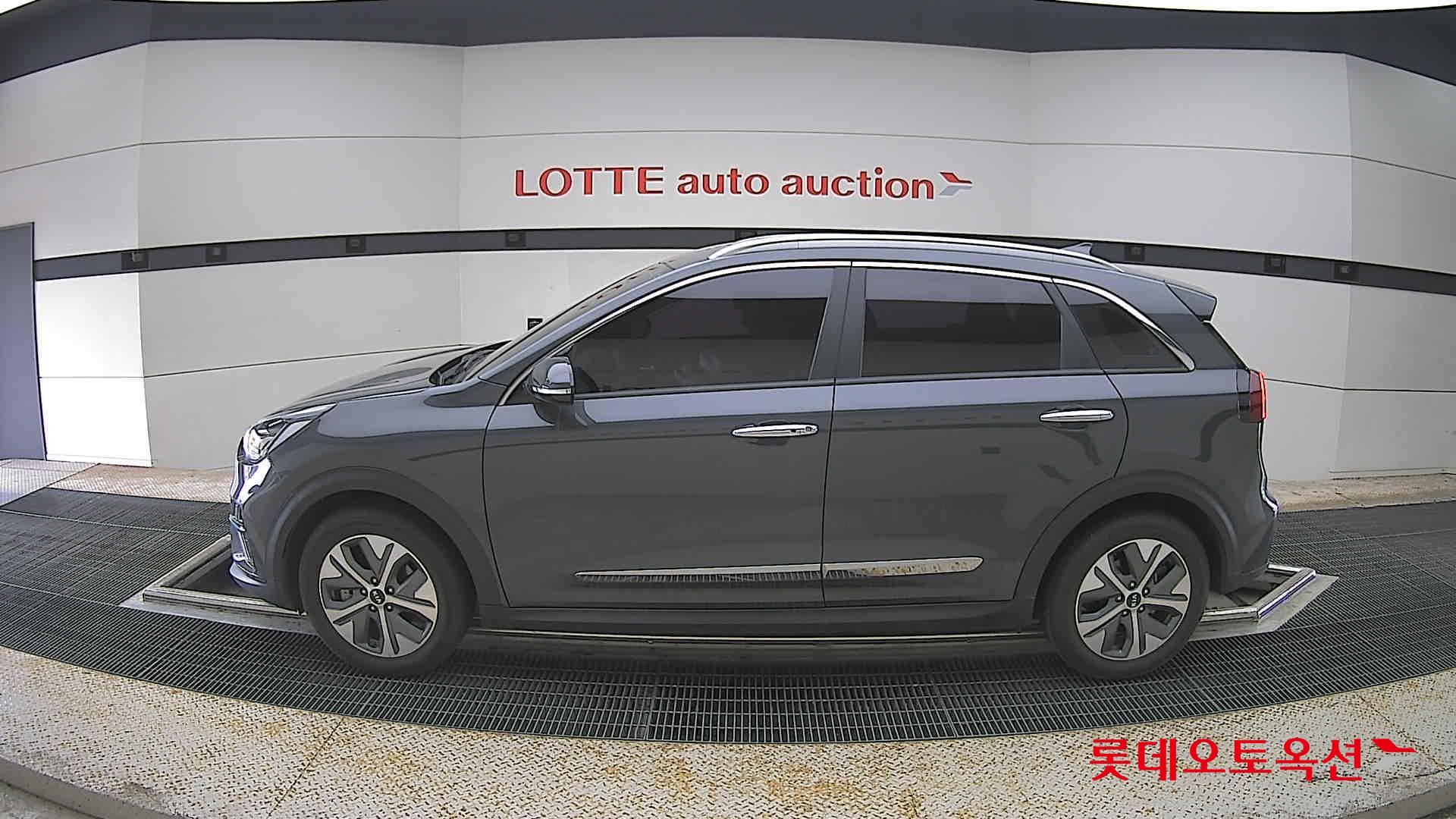 Kia Niro - 13
