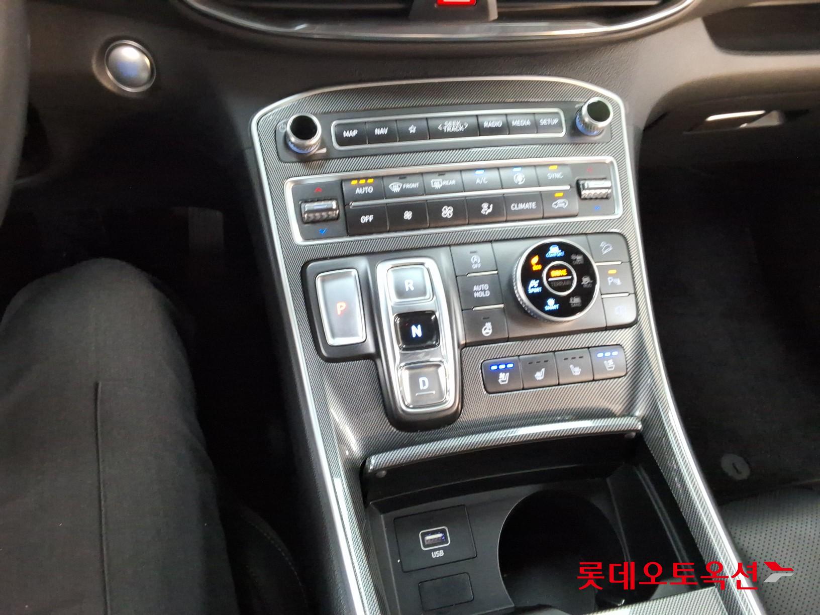 Hyundai Santa Fe - 34