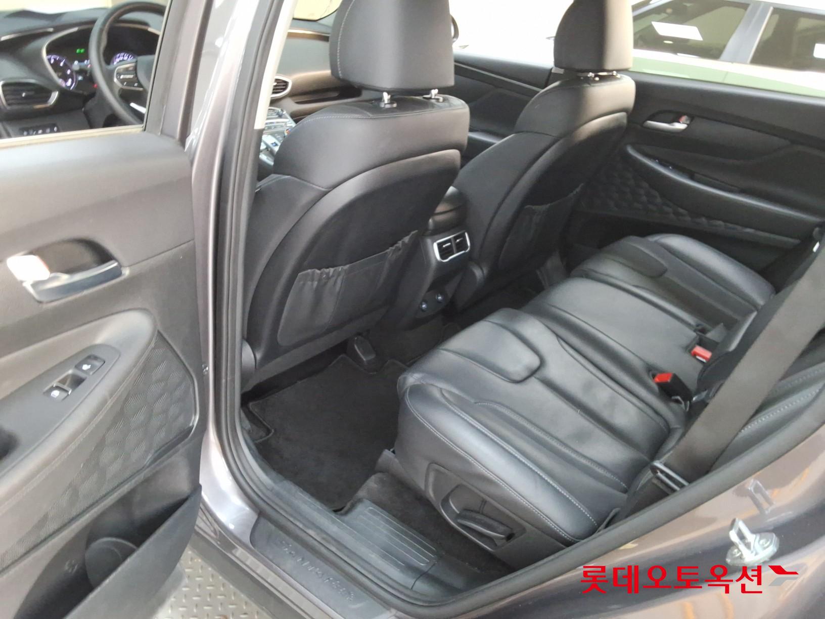 Hyundai Santa Fe - 38
