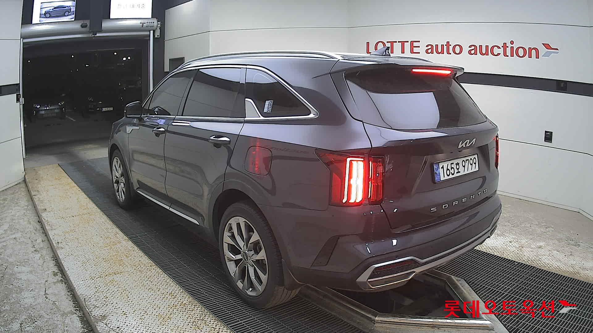 Kia Sorento - 4
