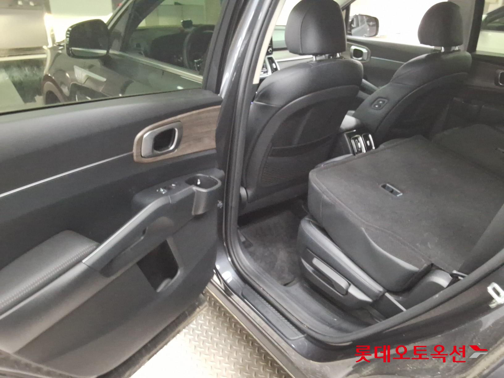 Kia Sorento - 37