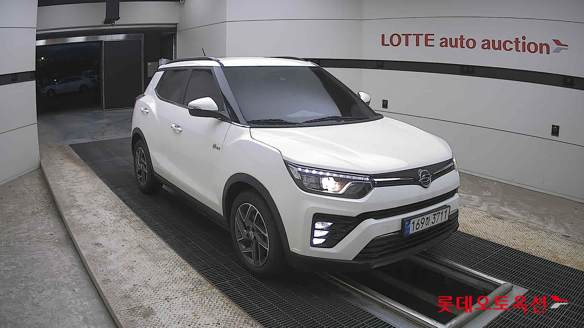 KG Mobility Tivoli - 6