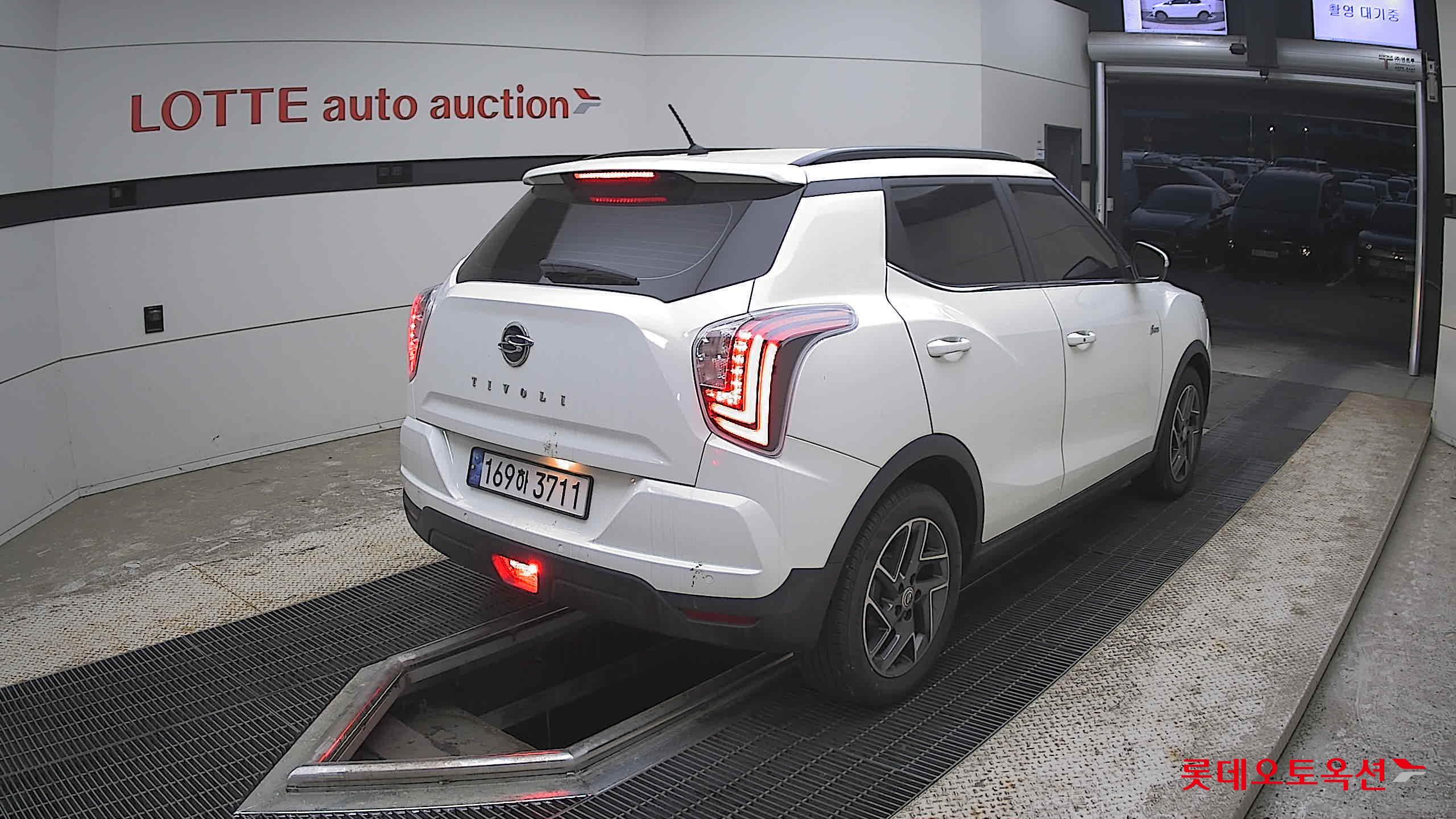 KG Mobility Tivoli - 5