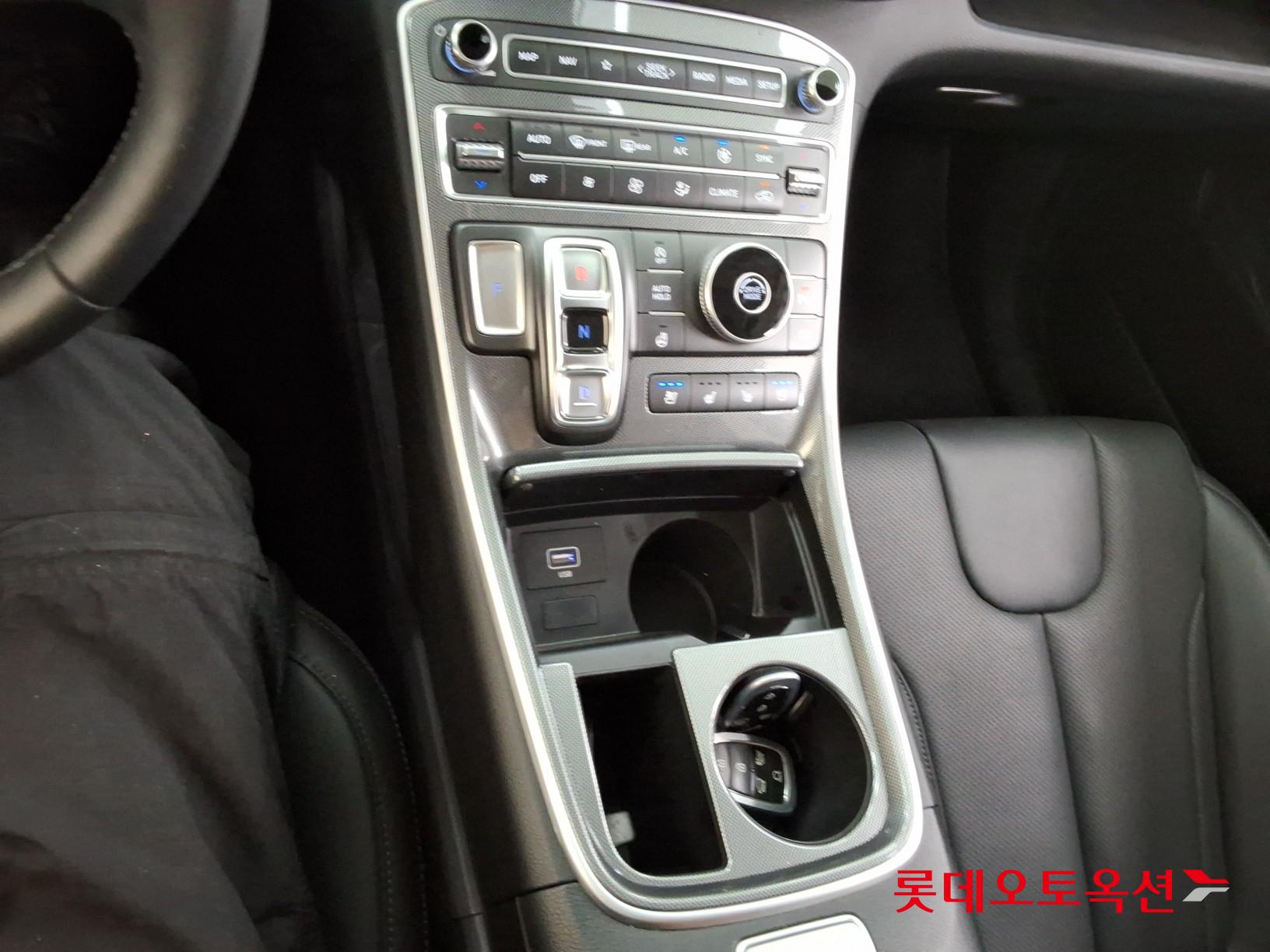 2022 - hyundai santafe