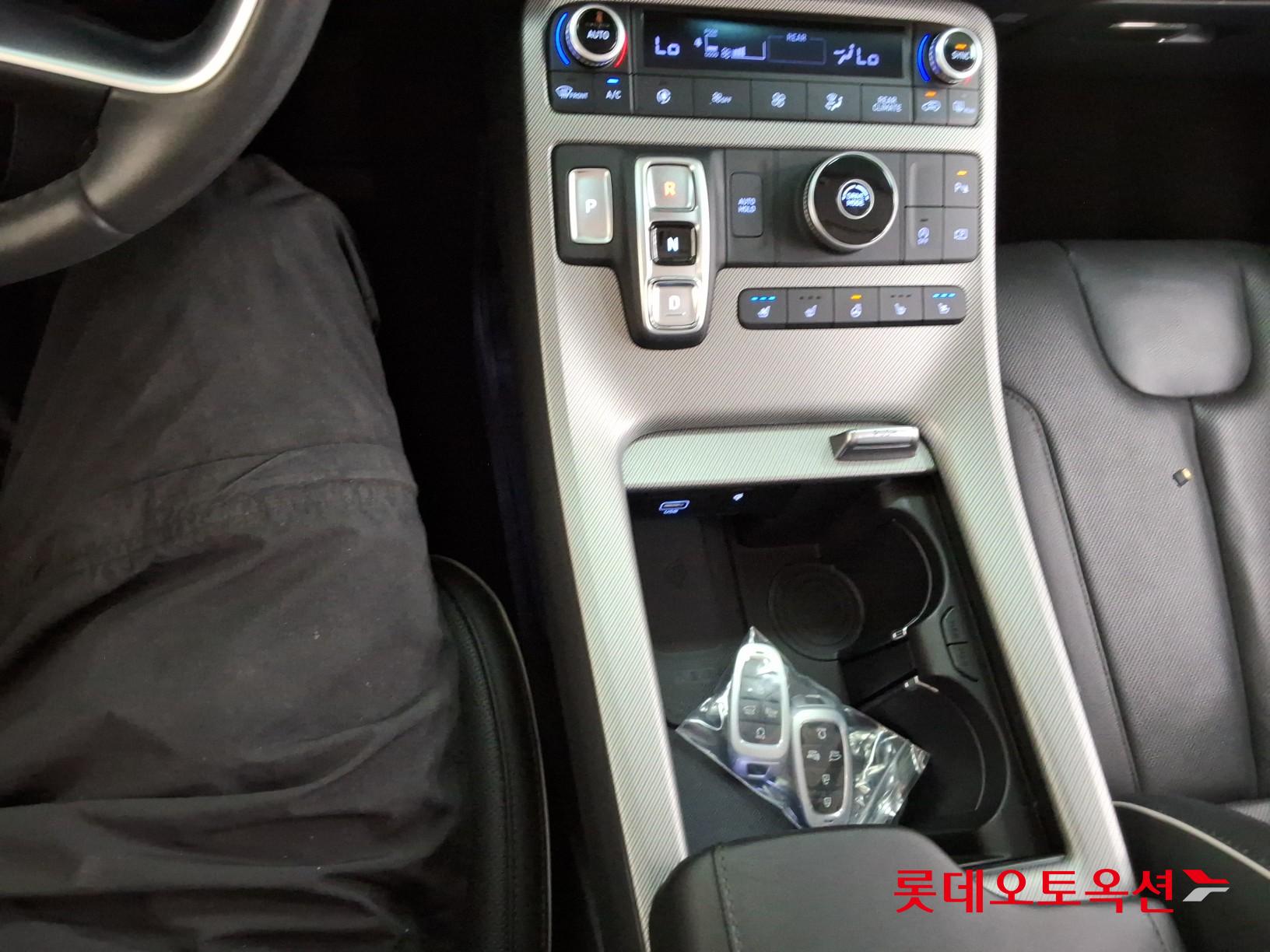 Hyundai Palisade - 32
