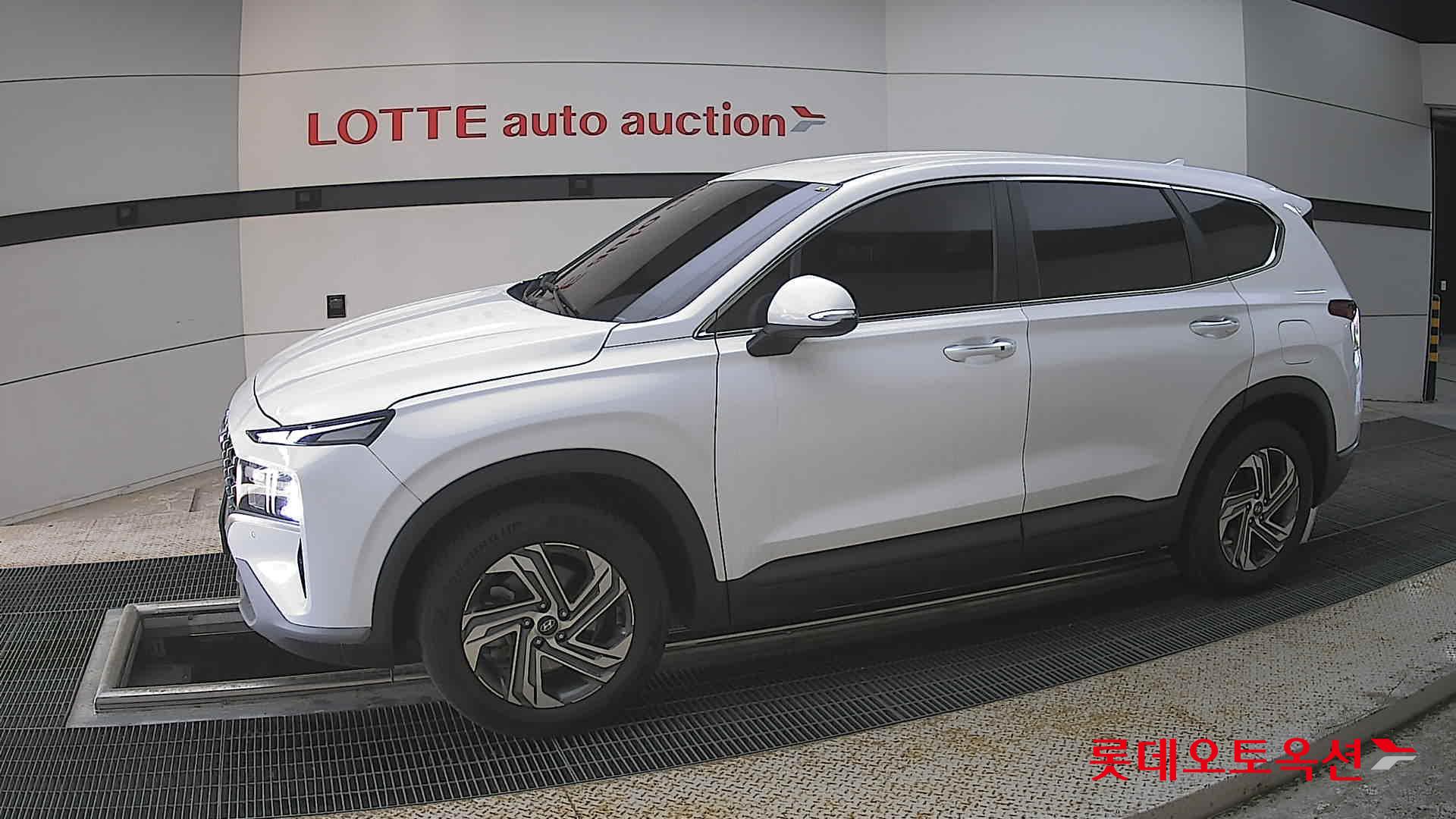 현대자동차 SANTAFE - 12