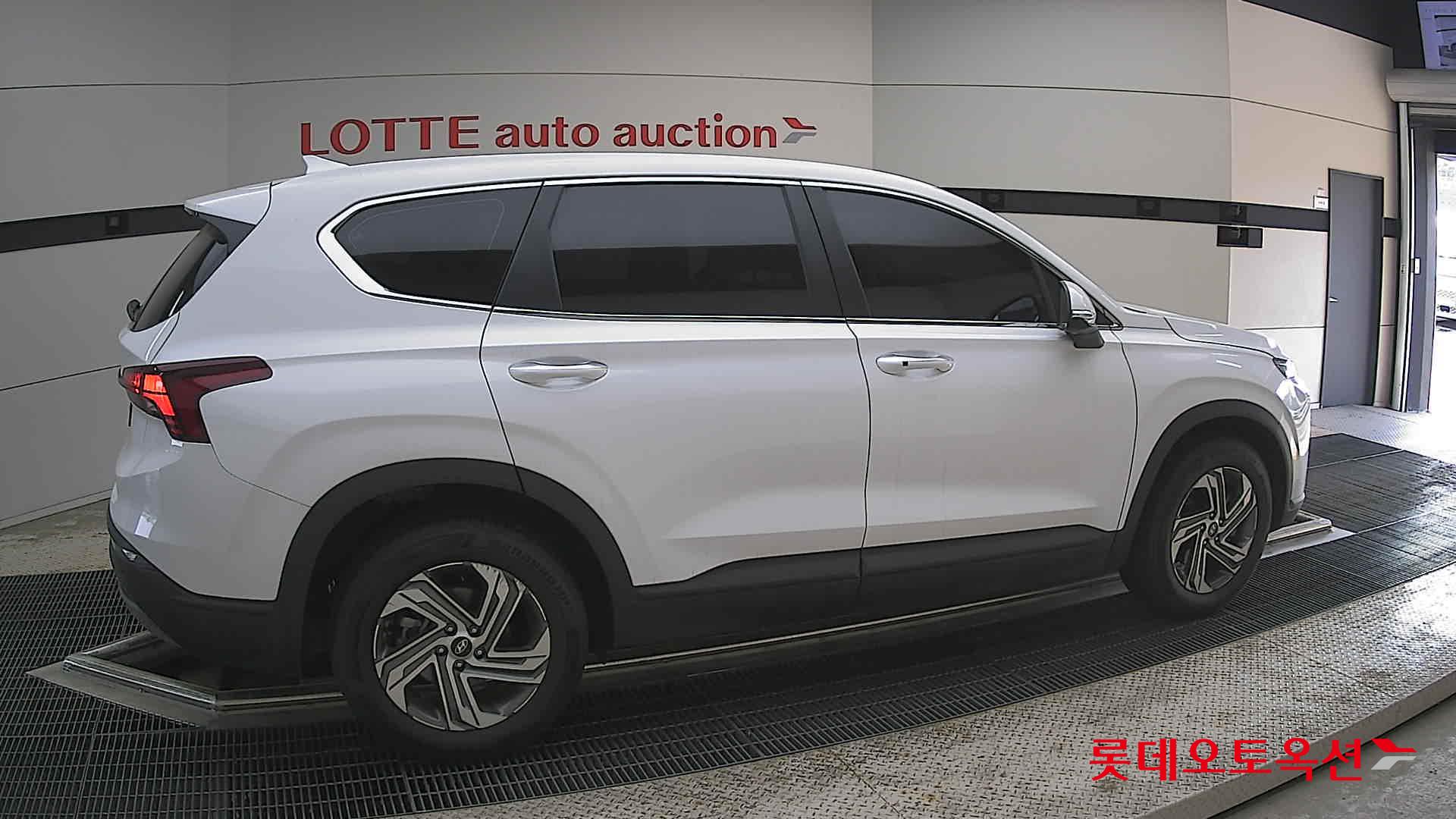 현대자동차 SANTAFE - 20