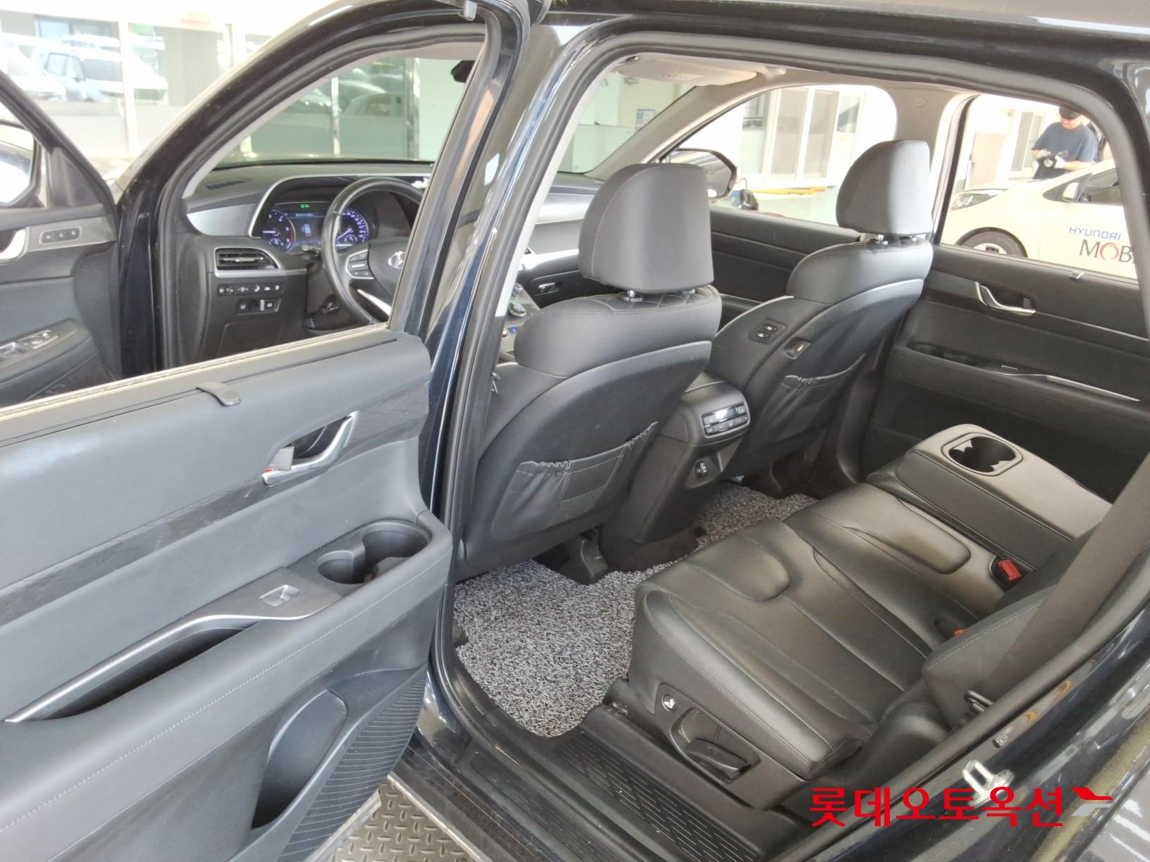 Hyundai Palisade - 37