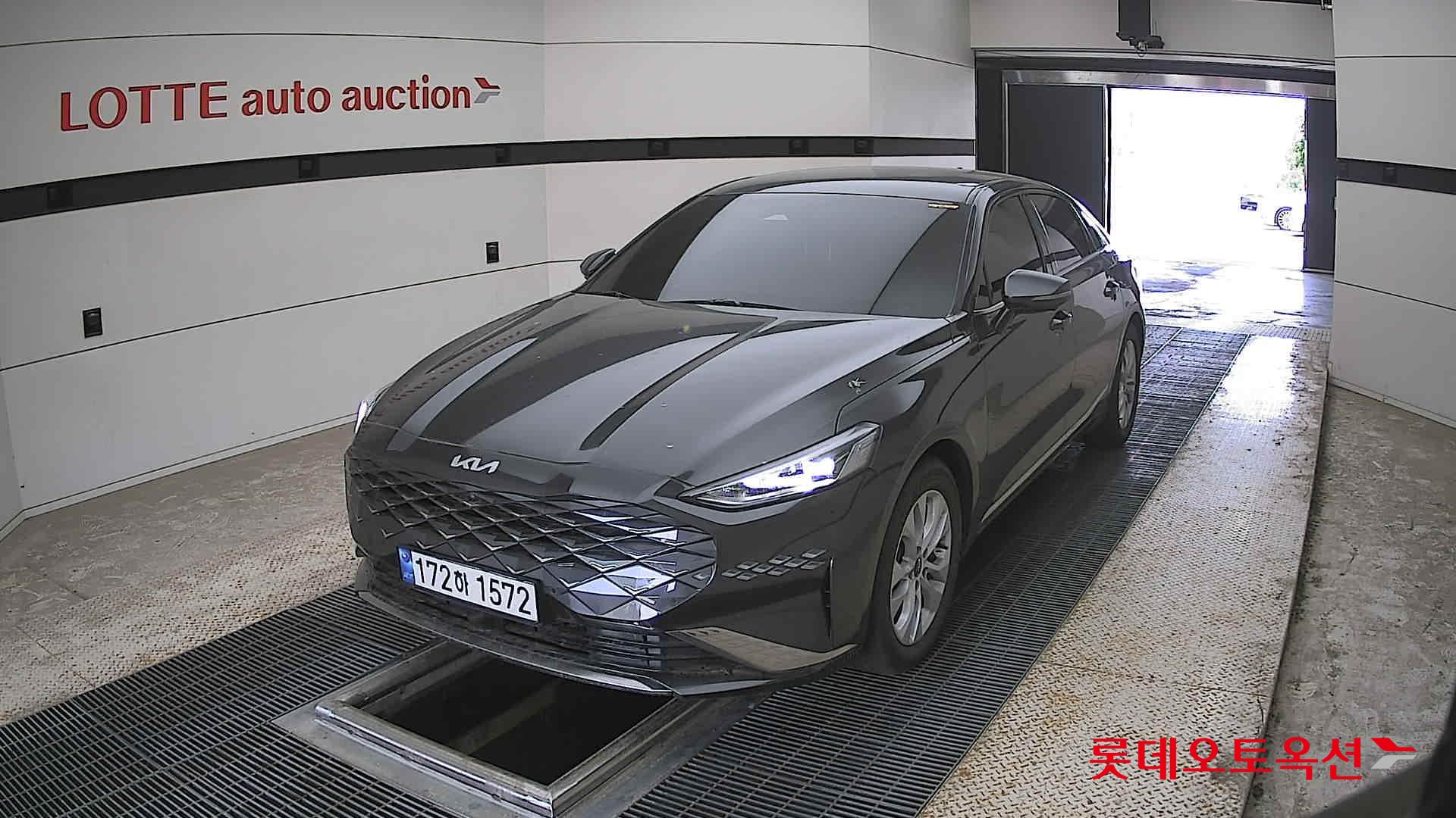 Kia K8 - 10