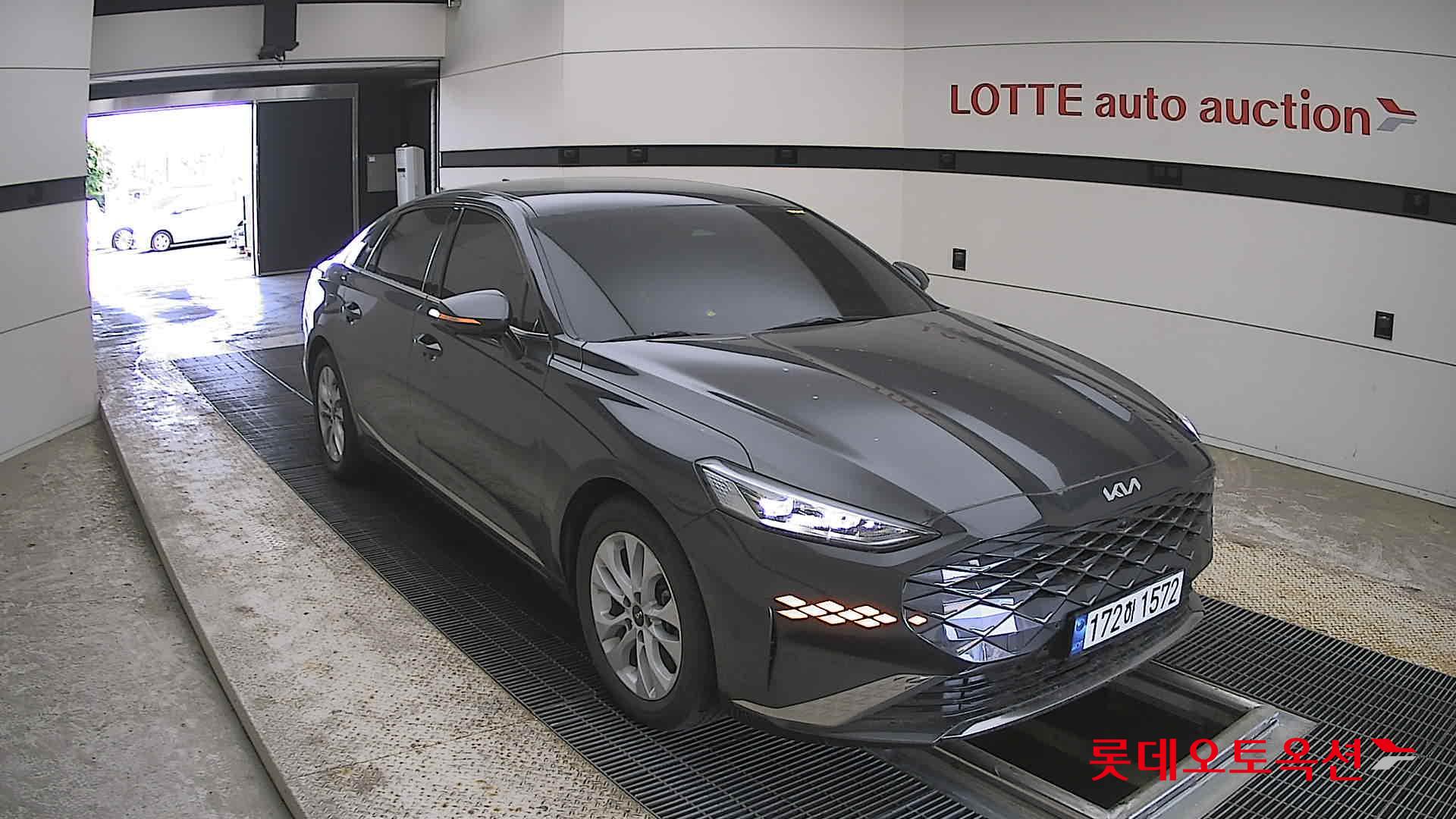 Kia K8 - 6