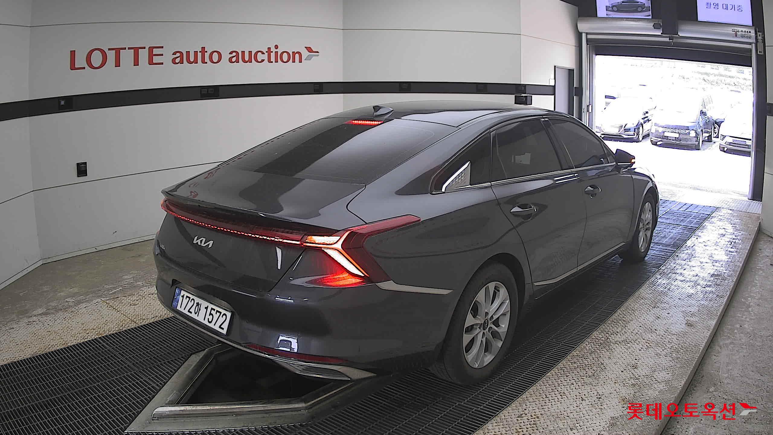 Kia K8 - 5