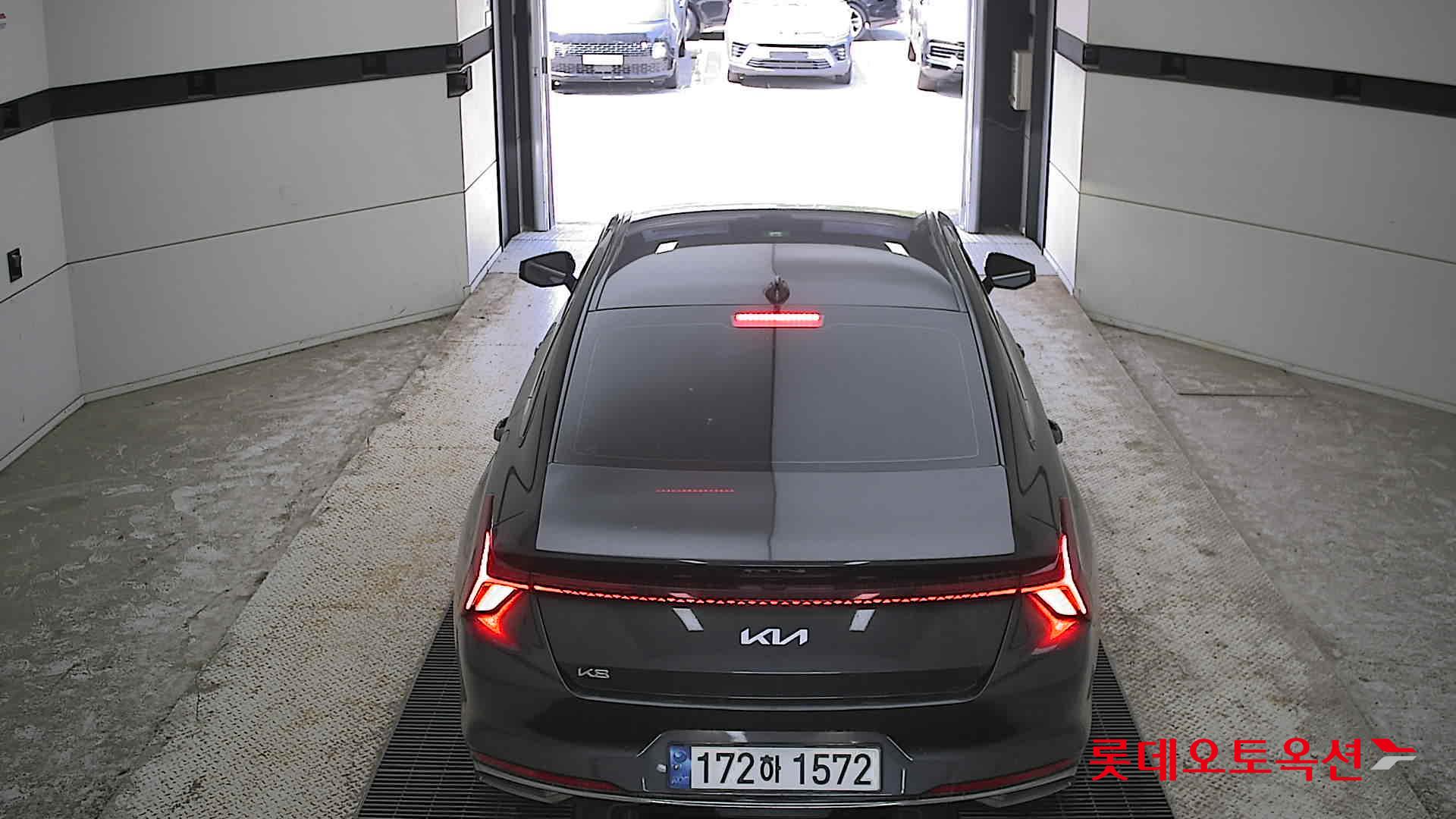 Kia K8 - 17