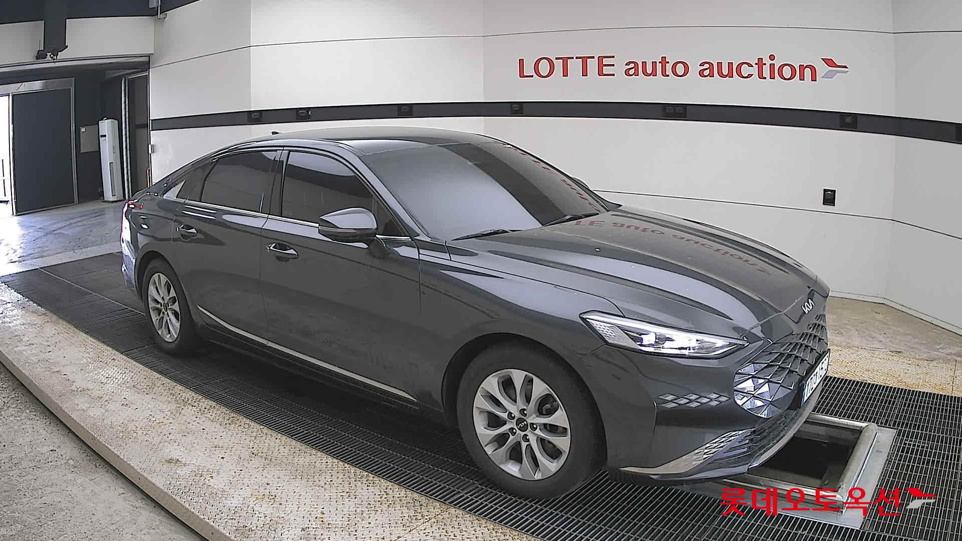 Kia K8 - 23