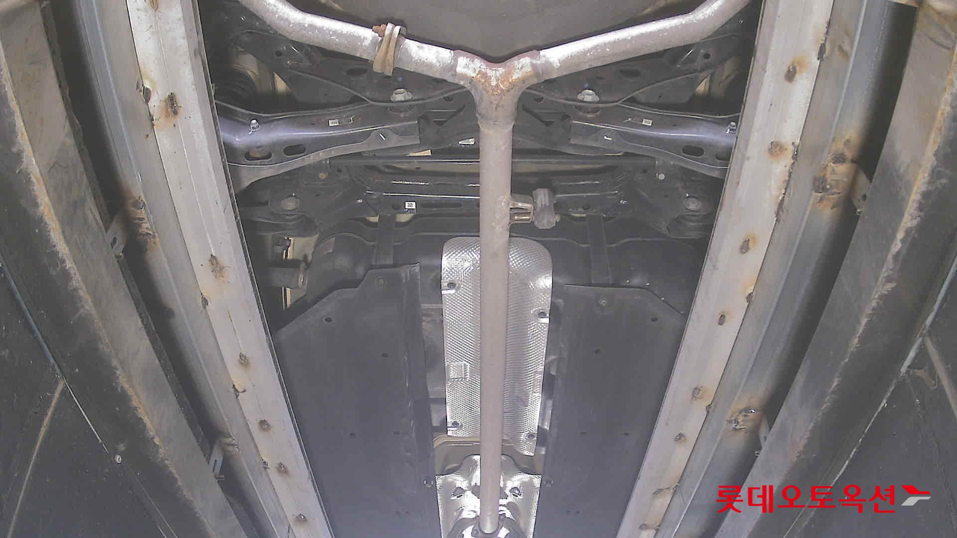 Kia K8 - 2
