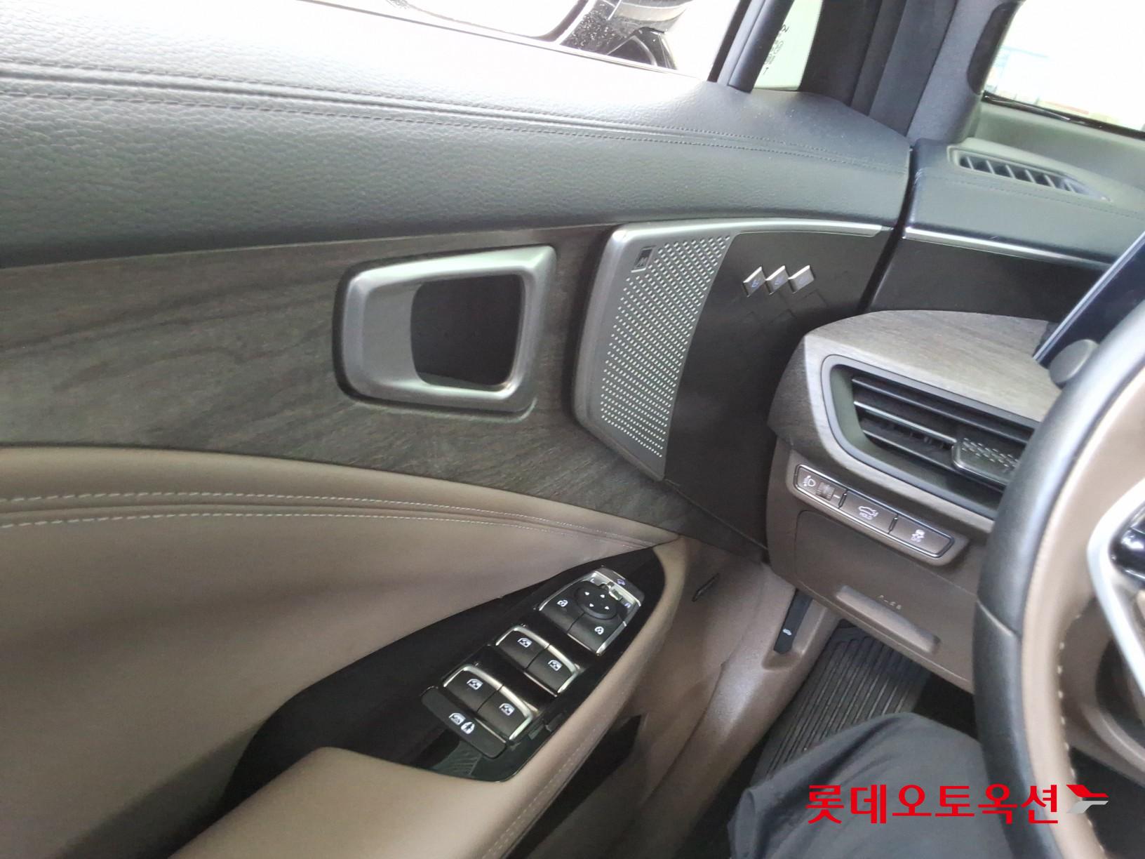 Kia K8 - 29