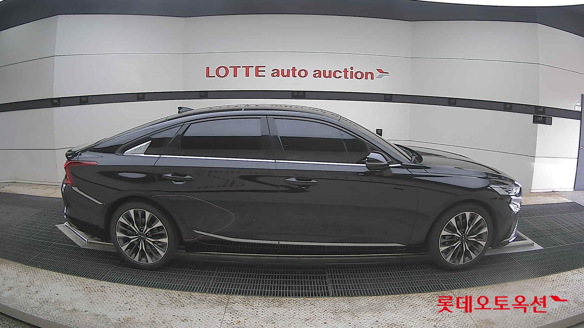 Kia K8 - 21