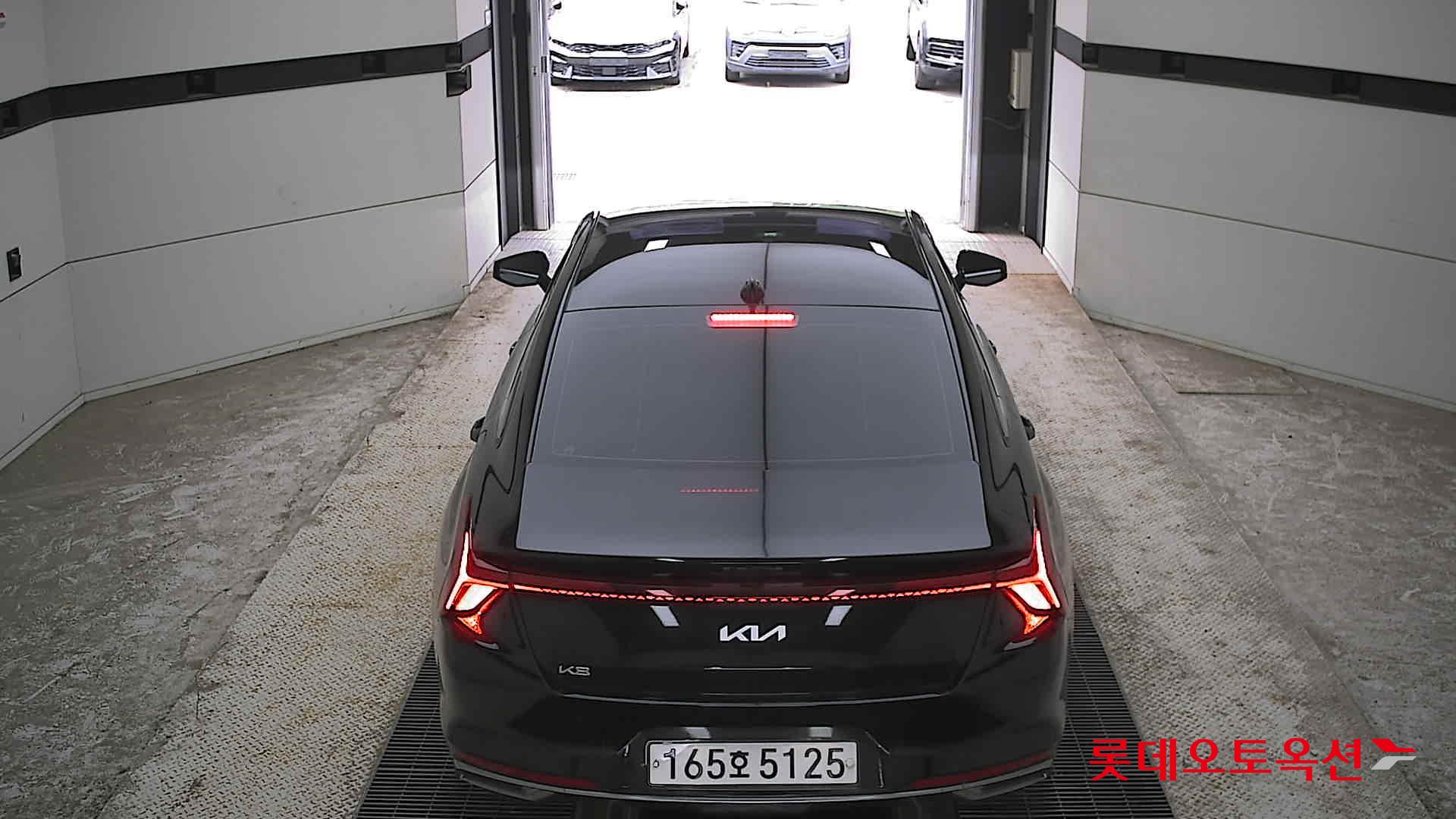 Kia K8 - 17