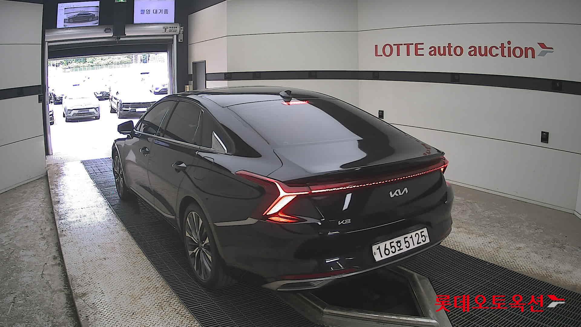 Kia K8 - 16