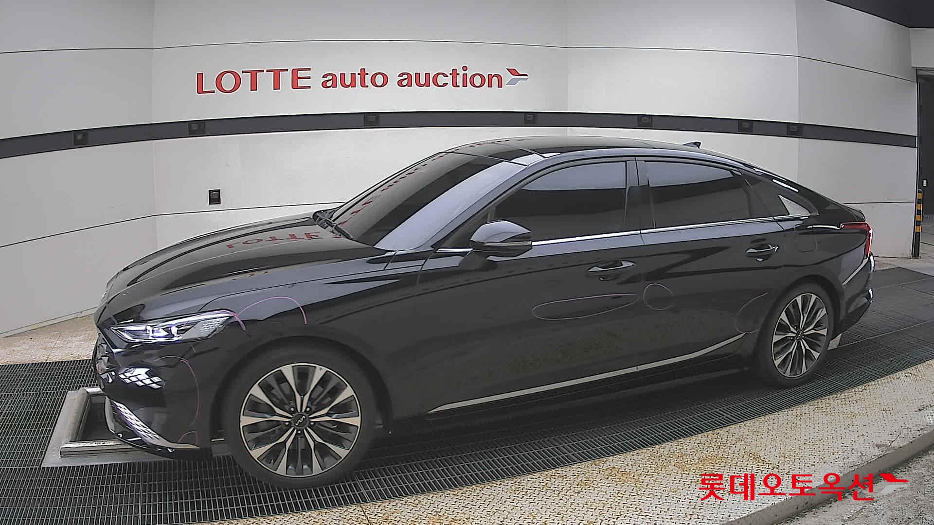 Kia K8 - 12