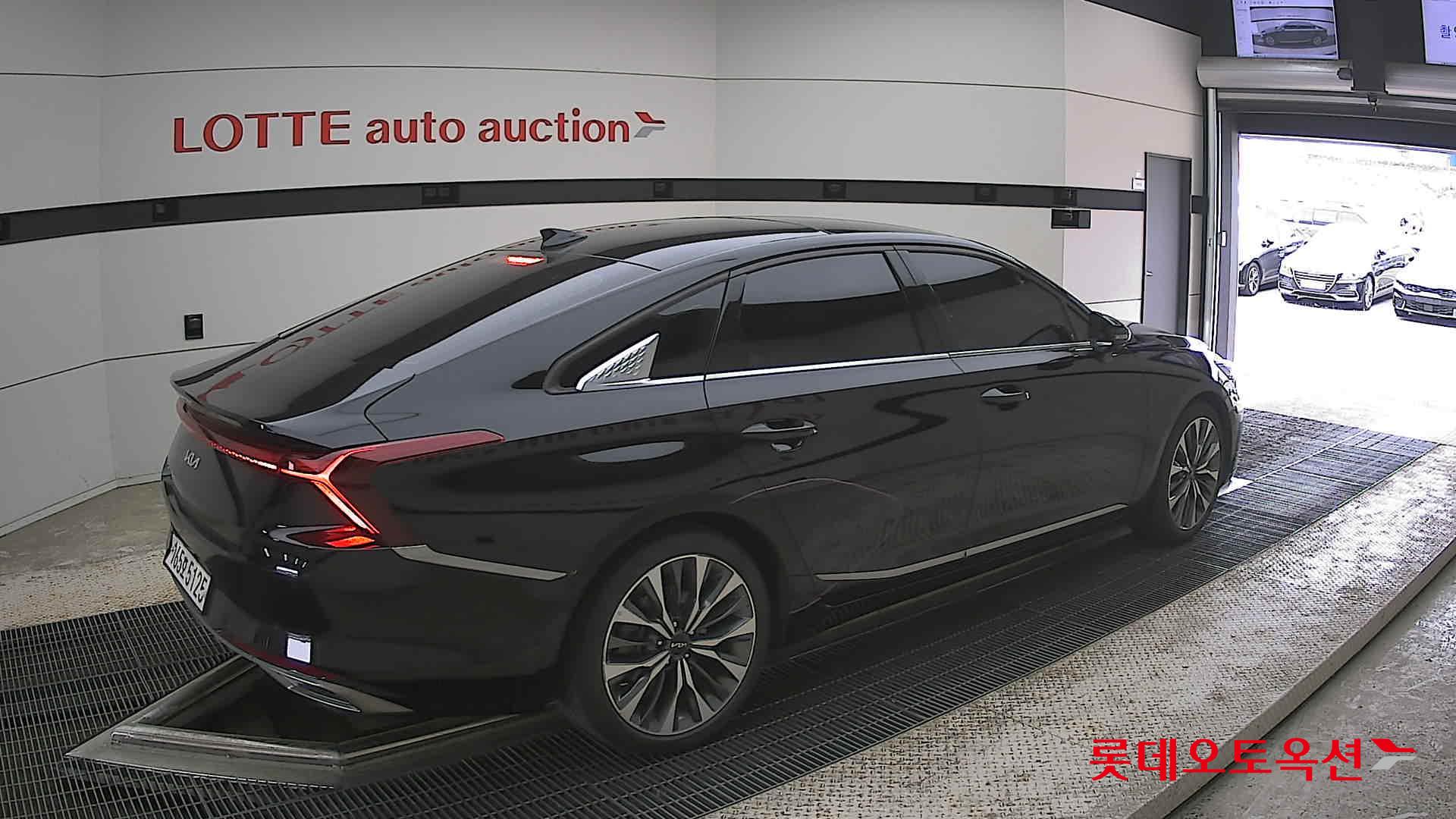 Kia K8 - 19