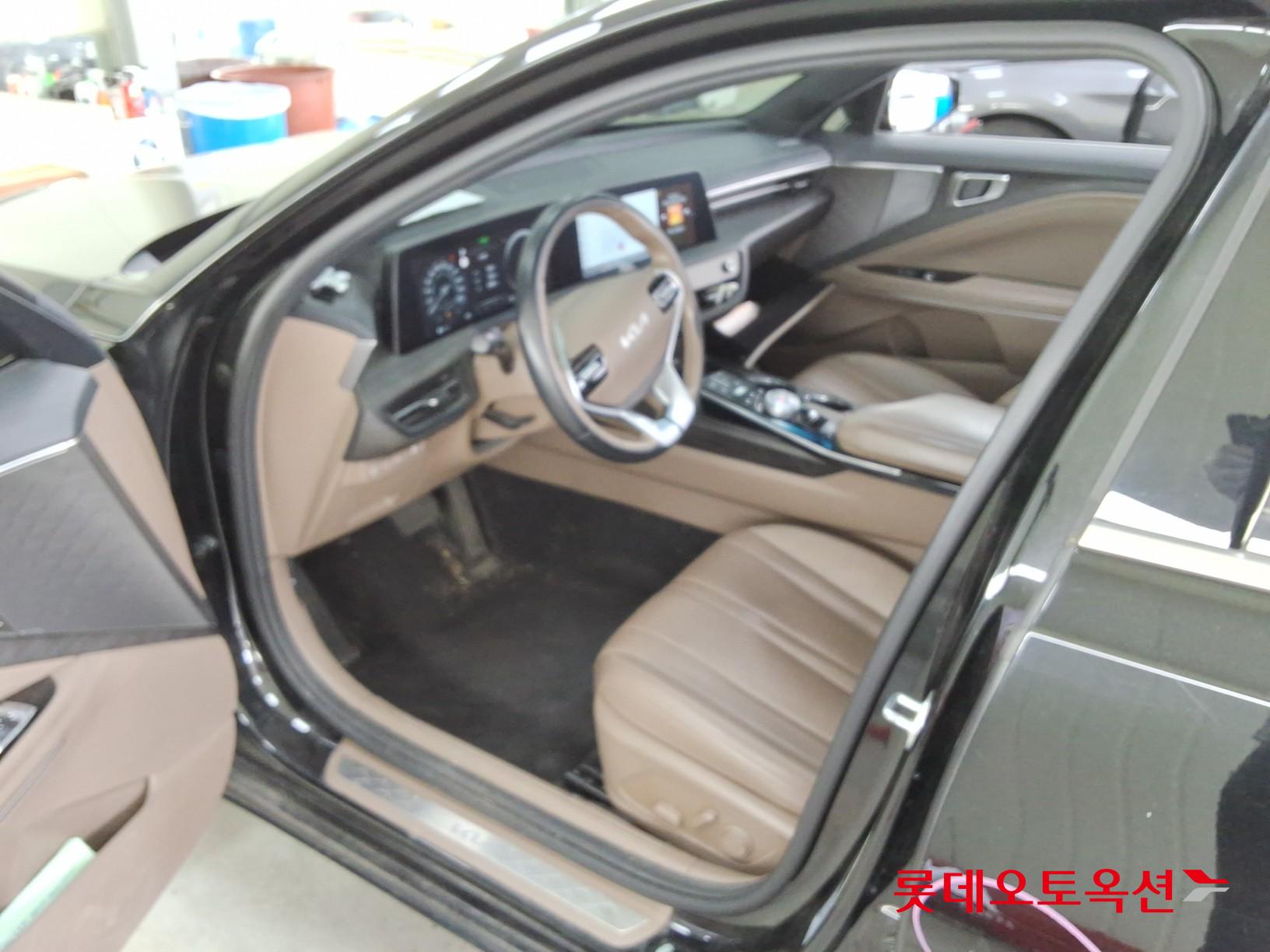 Kia K8 - 35