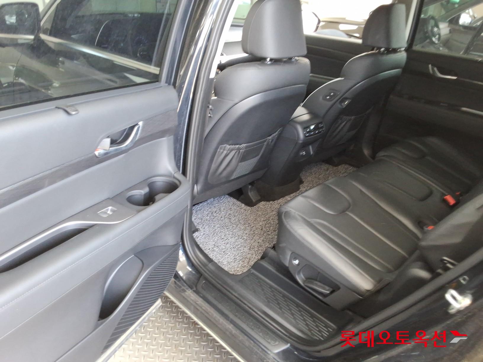 Hyundai Palisade - 37