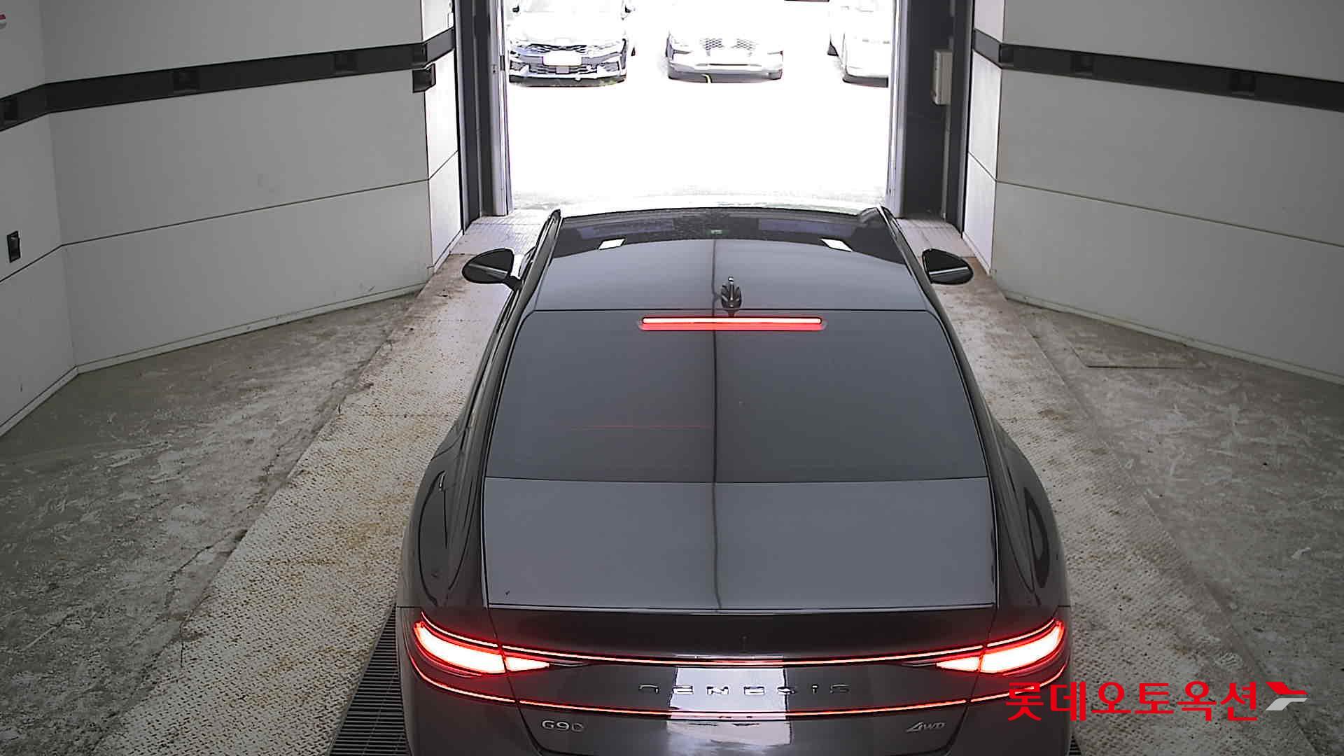 2022 - genesis g90