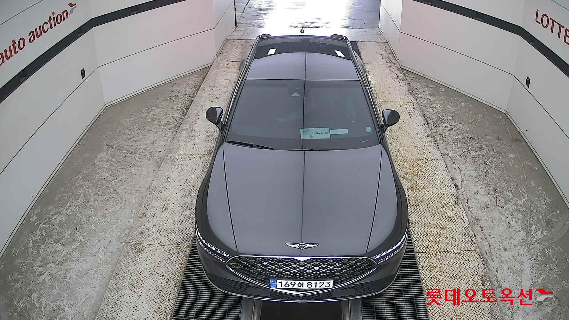 2022 - genesis g90