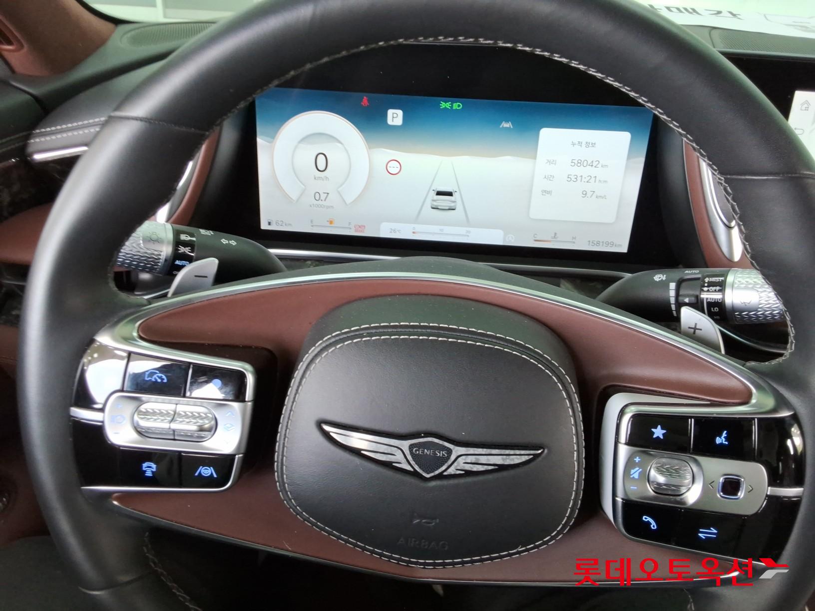 2022 - genesis g90