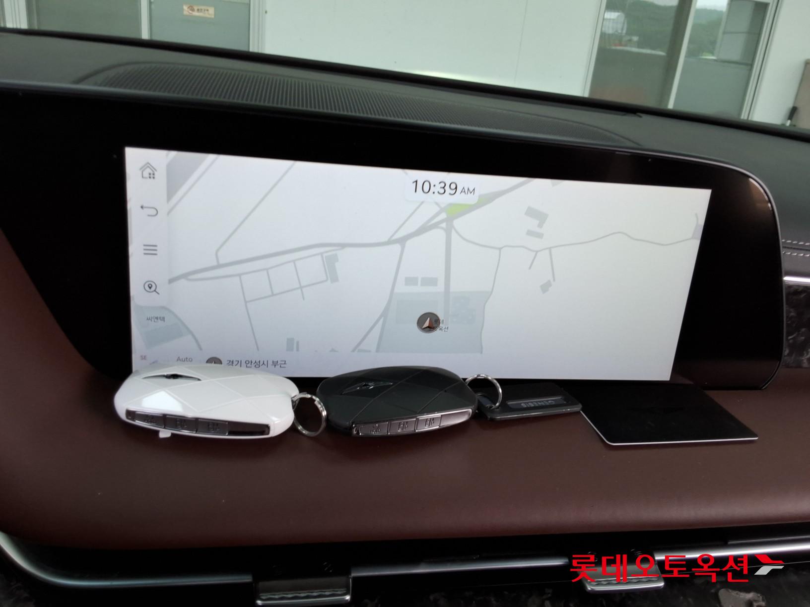2022 - genesis g90