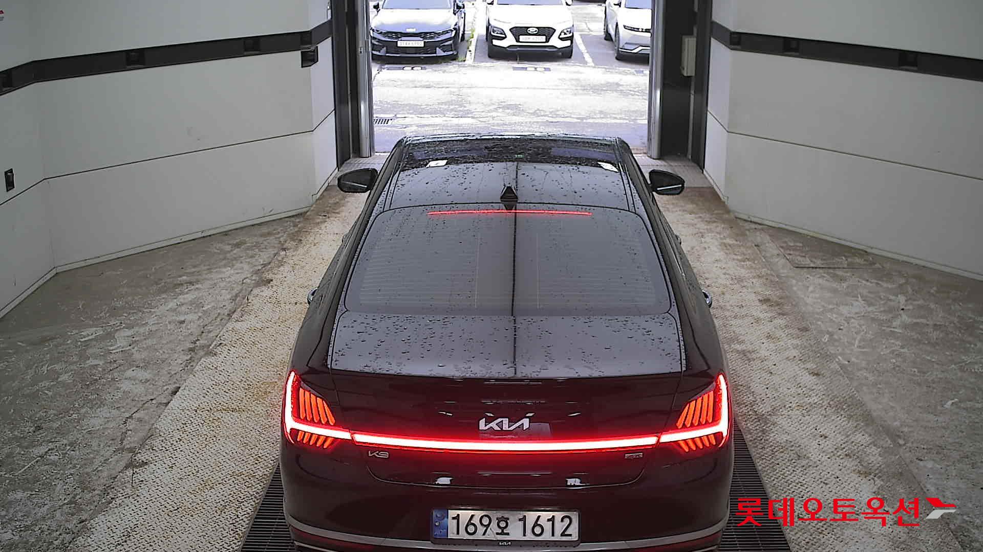 2022 - kia k9