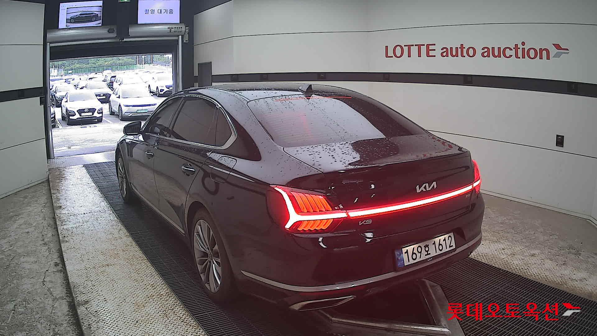 2022 - kia k9