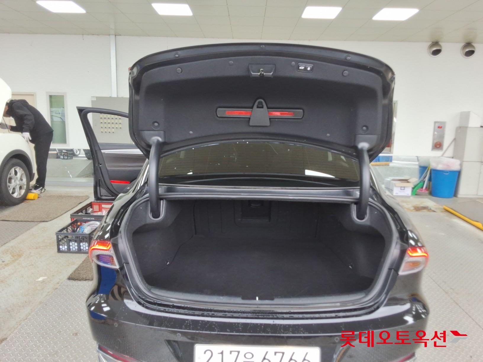 Hyundai Grandeur - 9