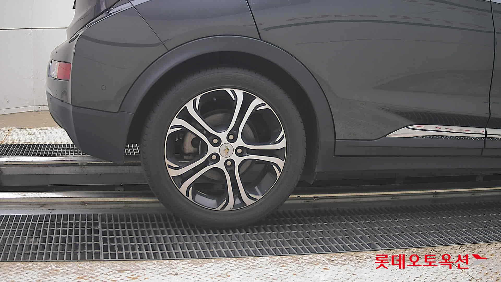 2020 - chevrolet bolt