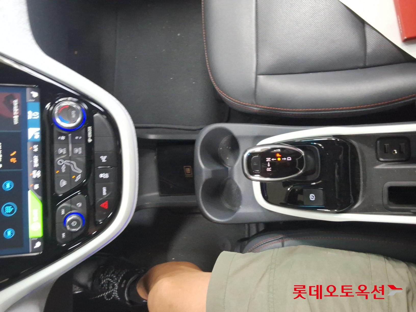 2020 - chevrolet bolt