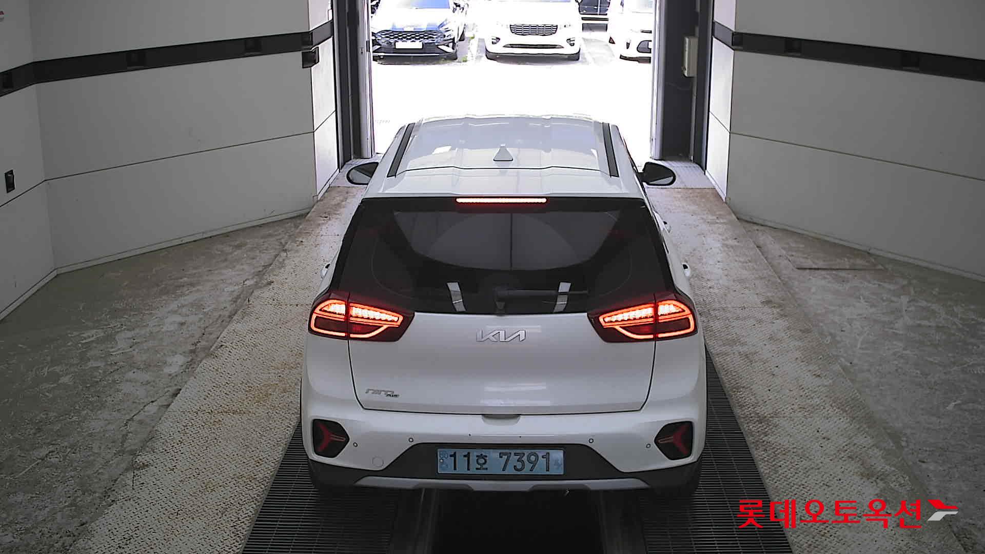 2023 - kia niro