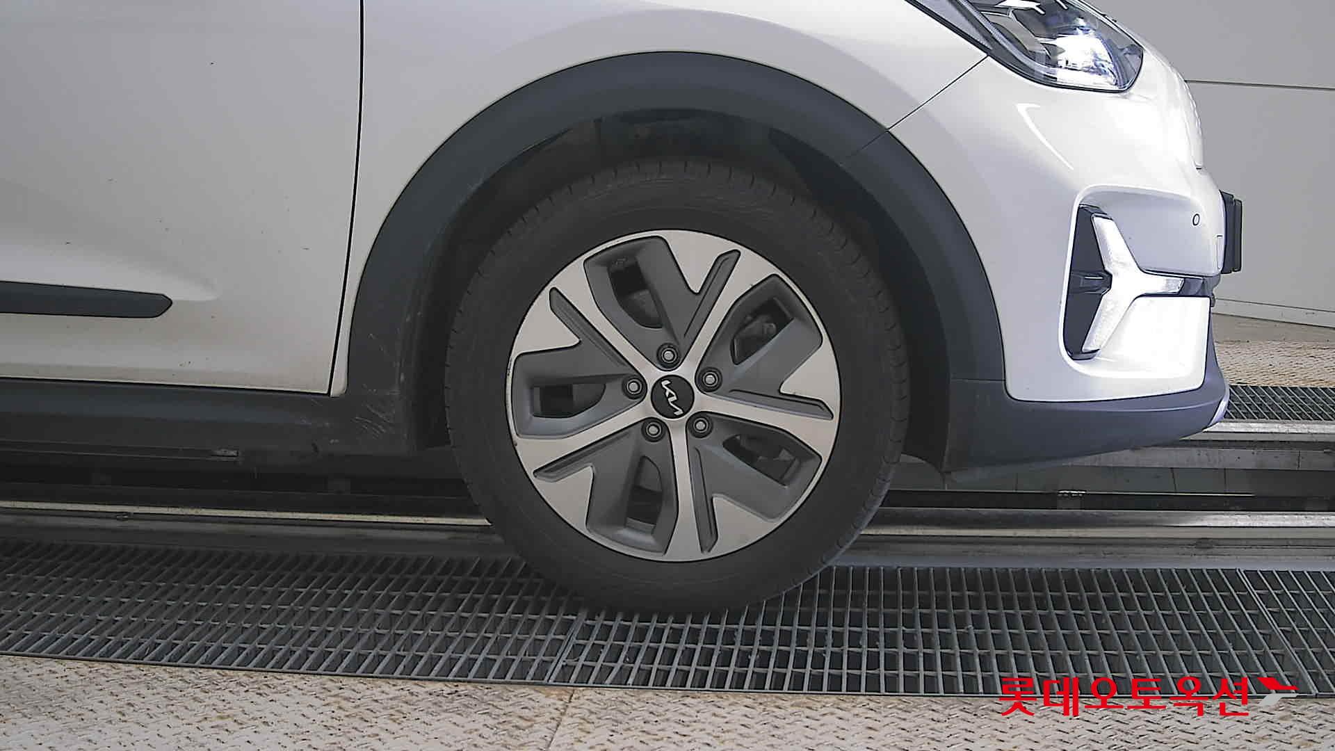 2023 - kia niro