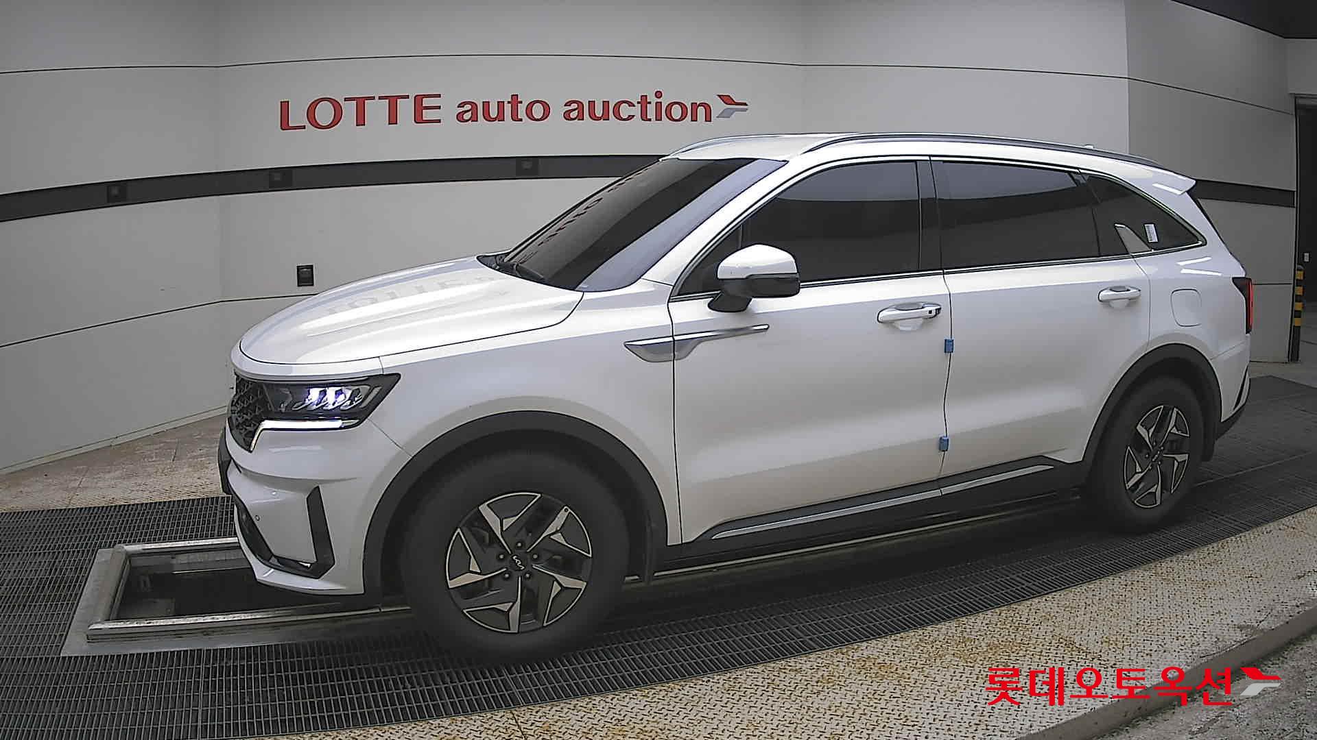 Kia Sorento - 12